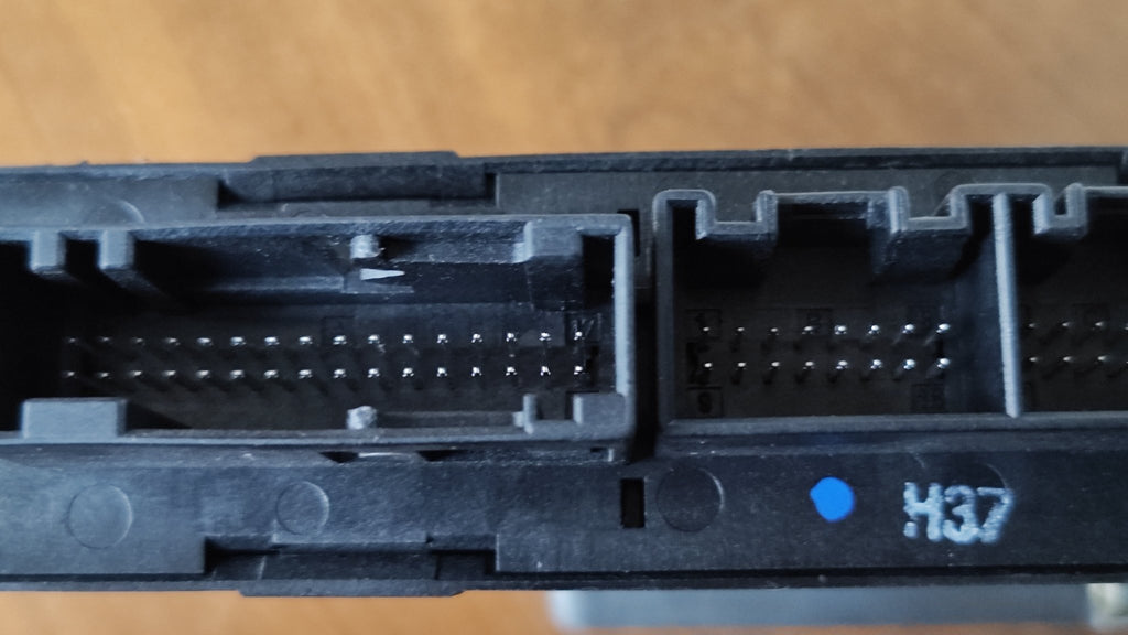 0130821765 8E1959801 NUOVO Motorino alzavetro anteriore destro Audi A4 - Debiautomotive