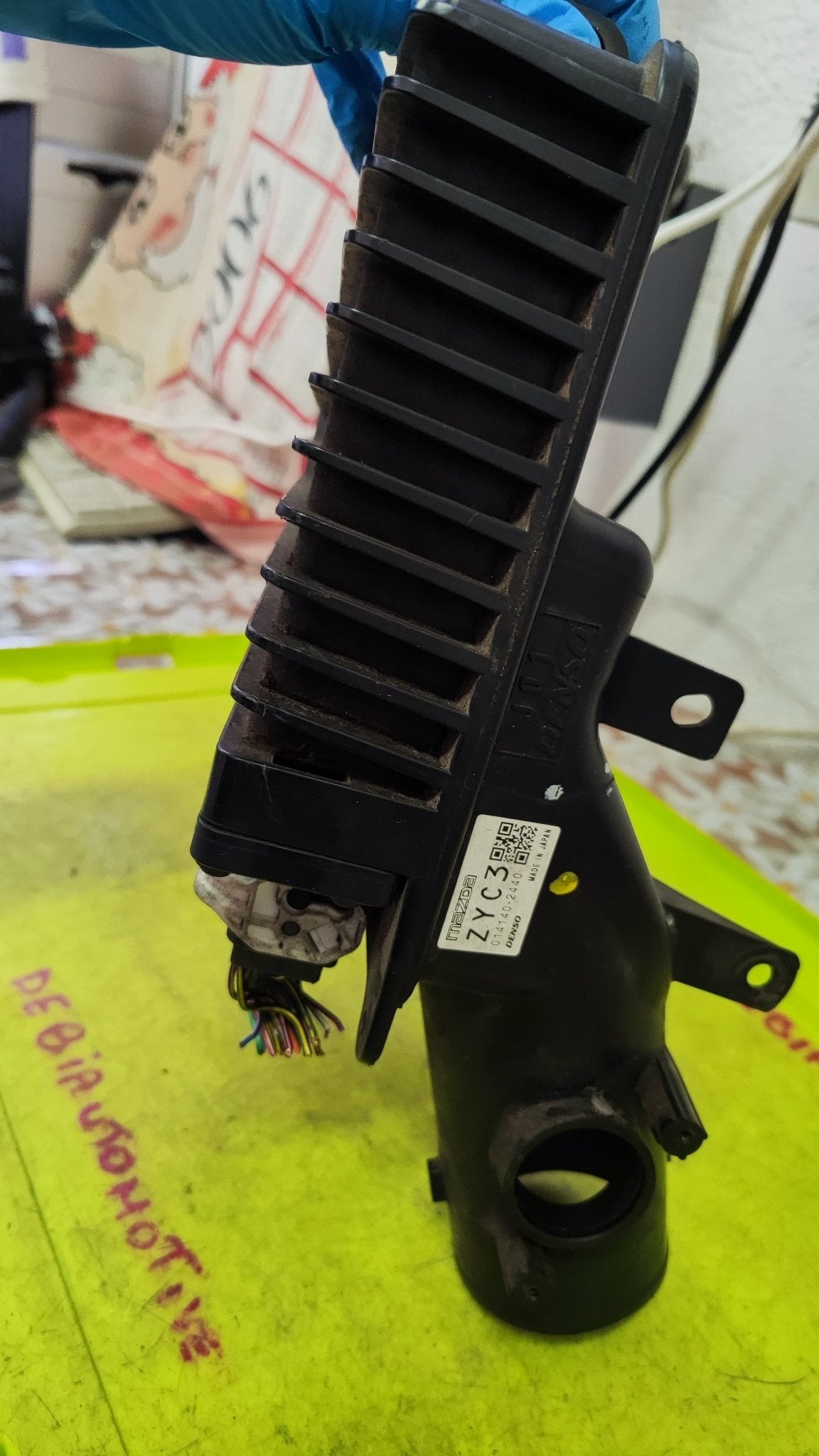 014140 - 2440 ZYC3 Centralina Motore Mazda 2 1.3B - Debiautomotive