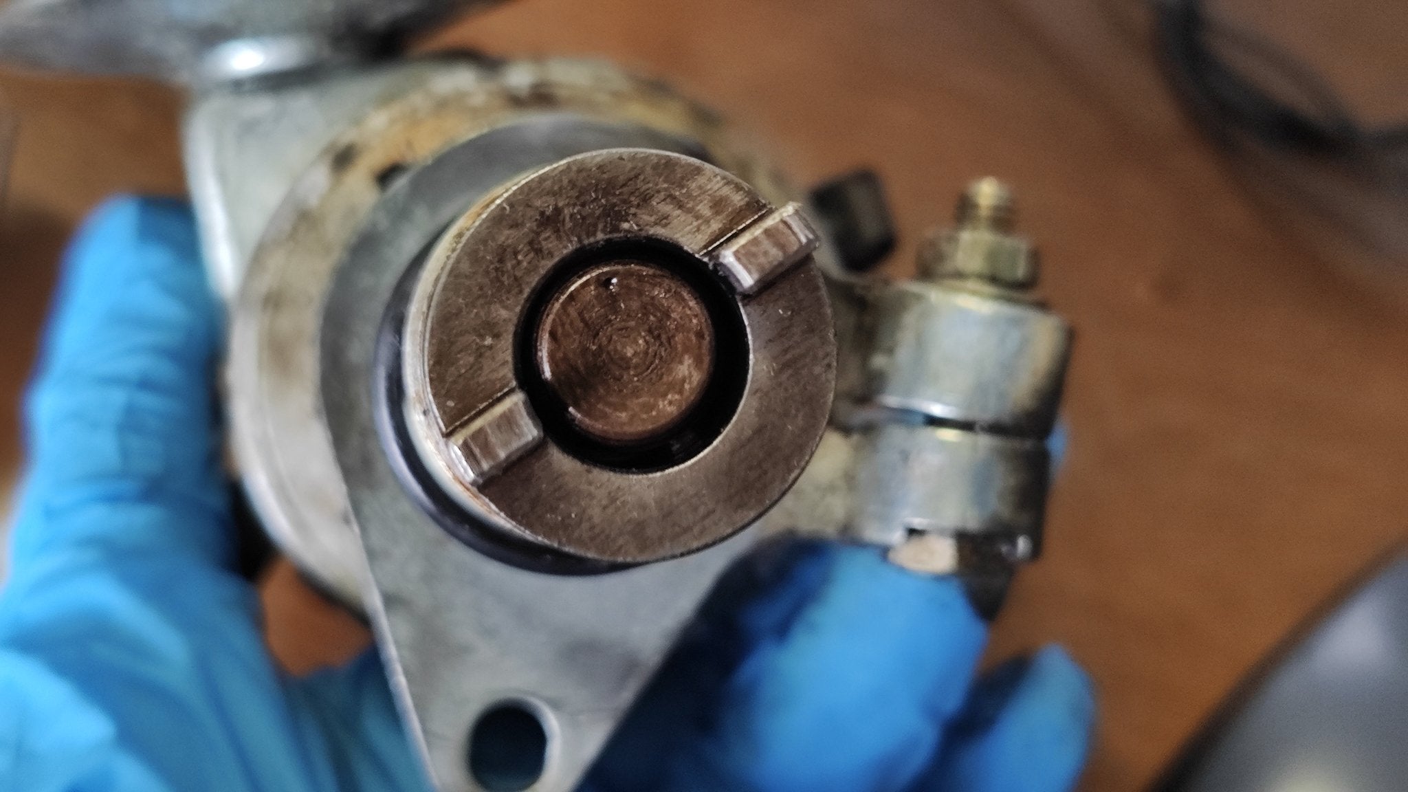 0237002133 spinterogeno Bosch Alfa Romeo 75 1600 - Debiautomotive