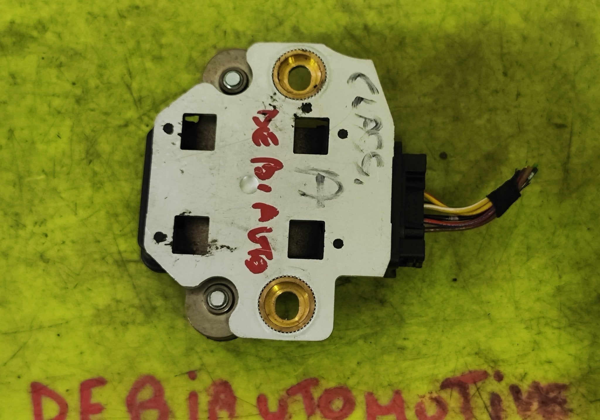 0265005214 0015404417 Sensore imbardata Mercedes - Benz Classe A W168 - Debiautomotive