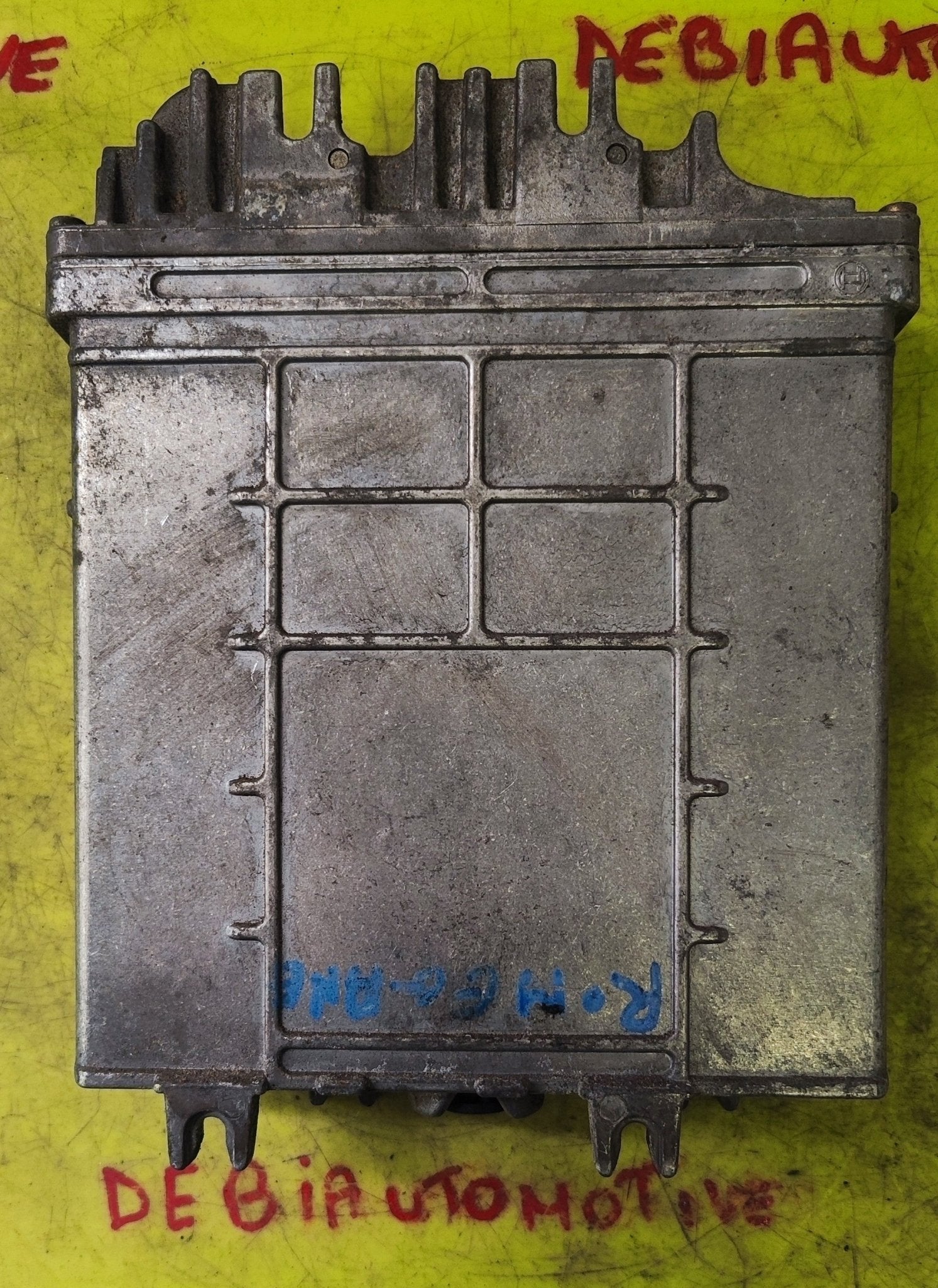 0281001969 7700113863 centralina motore Renault Megane 1.9 TDI - Debiautomotive