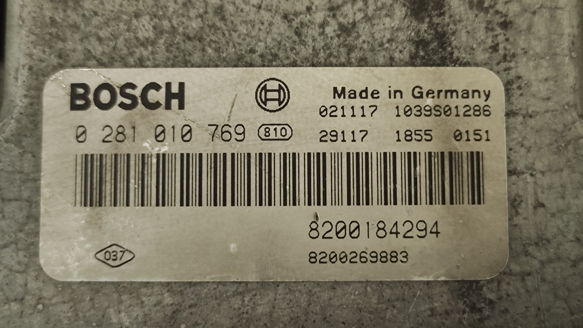 0281010769 8200184294 Centralina motore Renault Megane 1.9DCI - Debiautomotive