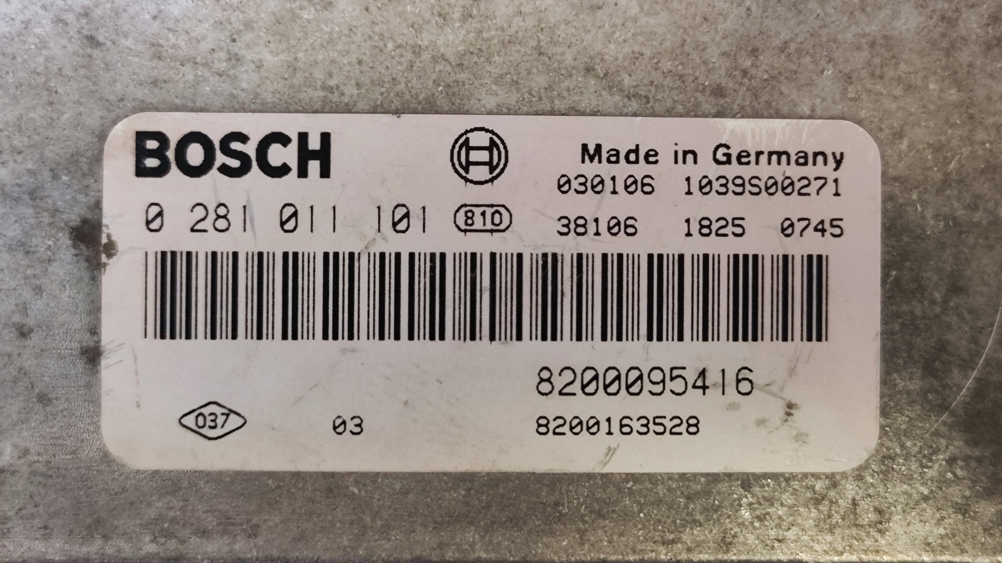 0281011101 8200095416 Centralina Motore Renault Laguna 1.9 DCI - Debiautomotive