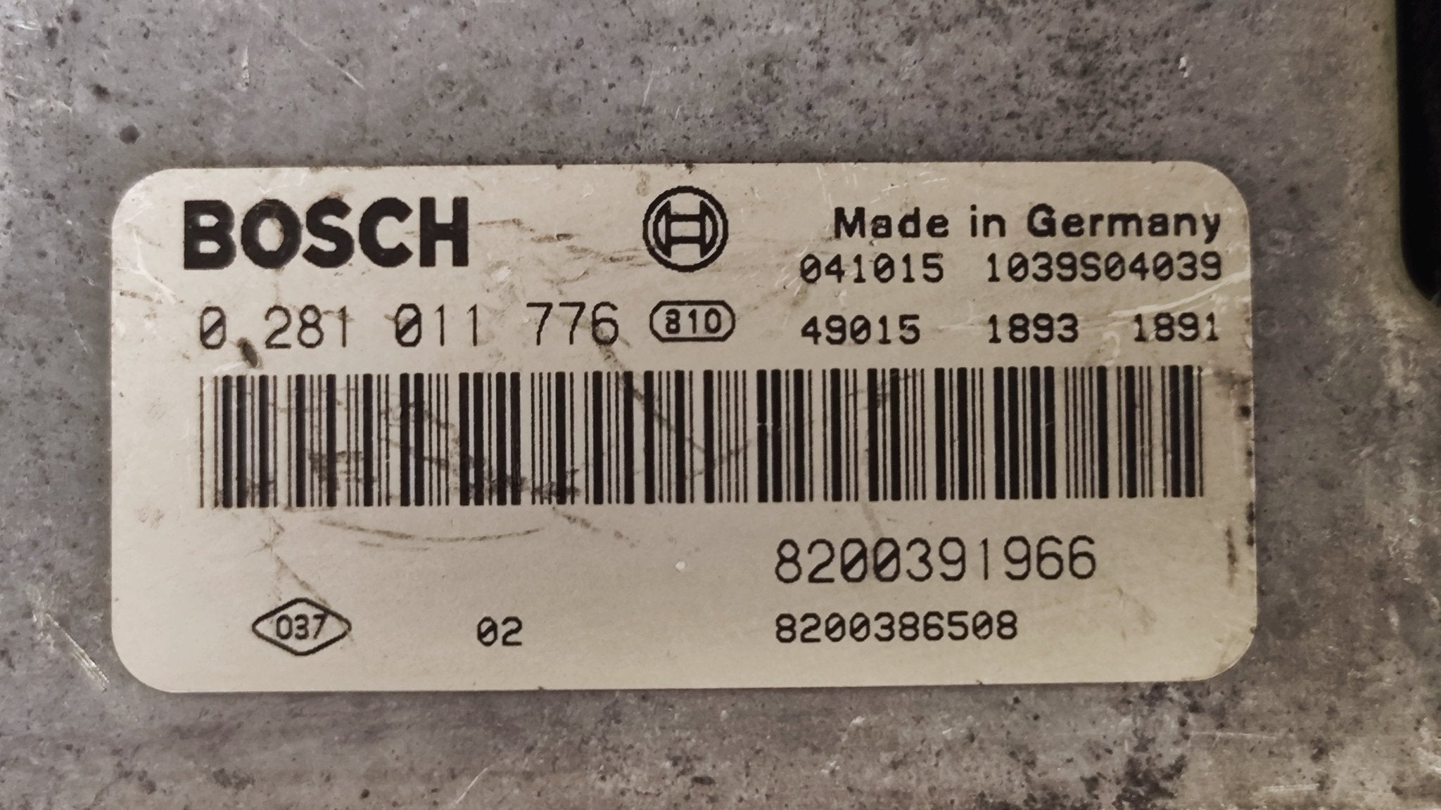 0281011776 8200391966 Centralina motore Renault Megane 1.9DCI - Debiautomotive