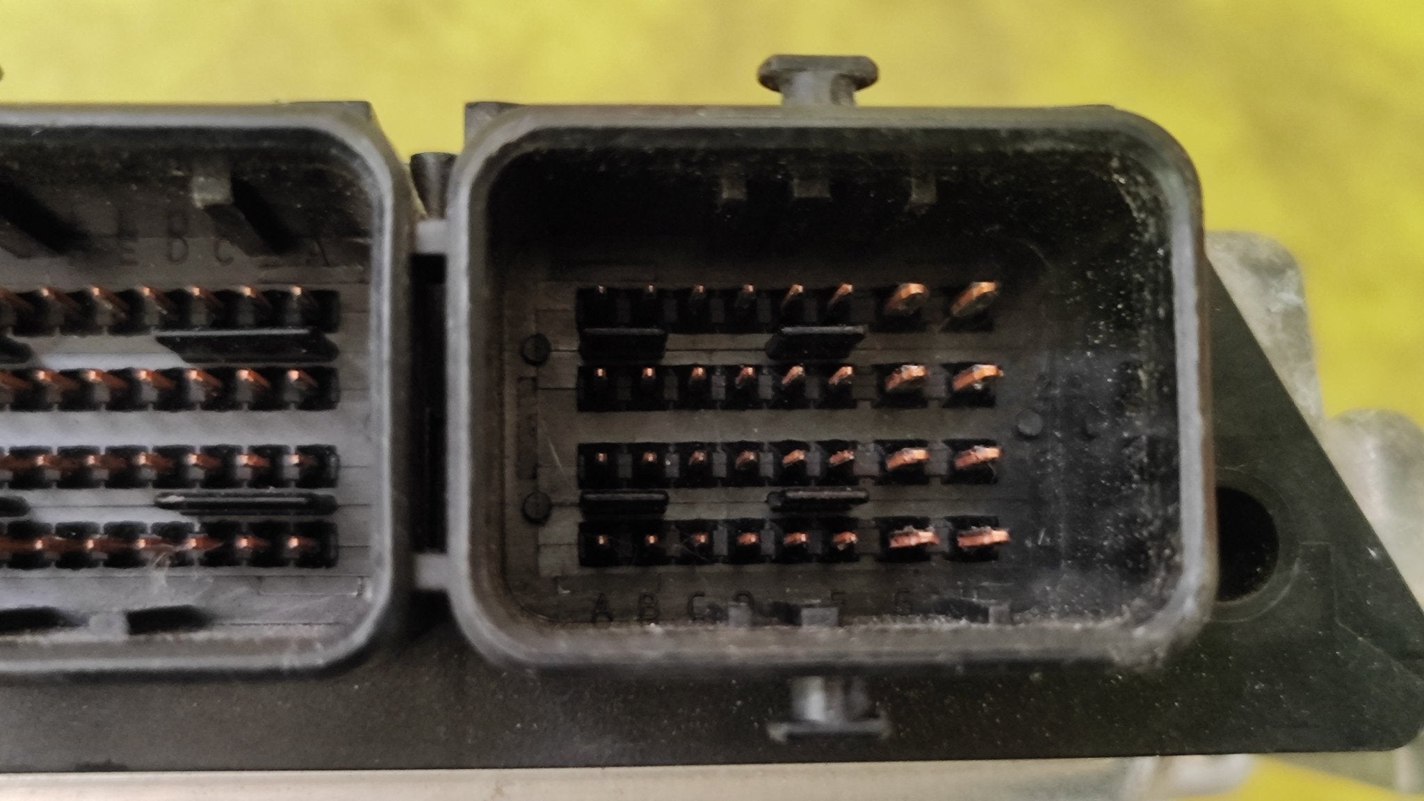 0281013908 8200705747 Centralina motore Renault Megane 1.9DCI - Debiautomotive