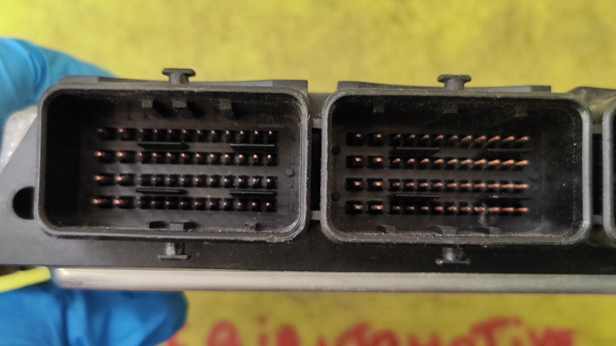 0281013908 8200705747 Centralina motore Renault Megane 1.9DCI - Debiautomotive