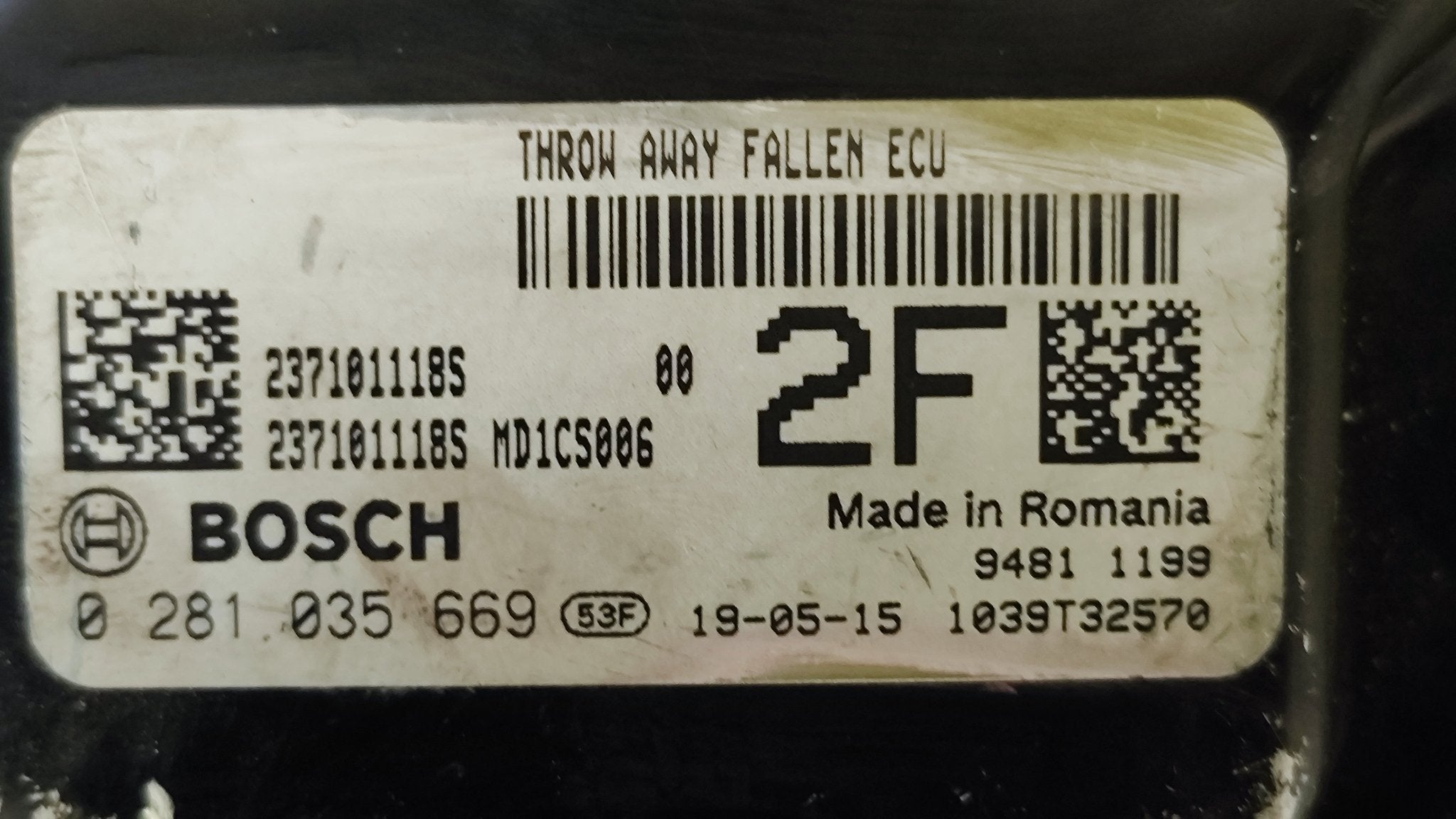 0281035669 centralina motore Renault Dacia Duster 1.5 DCI - Debiautomotive