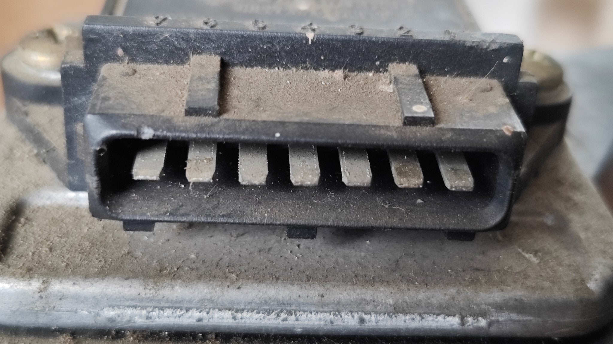 037906022AN 191905351B Centralina motore con modulo di accensione VW Golf 3 - Debiautomotive