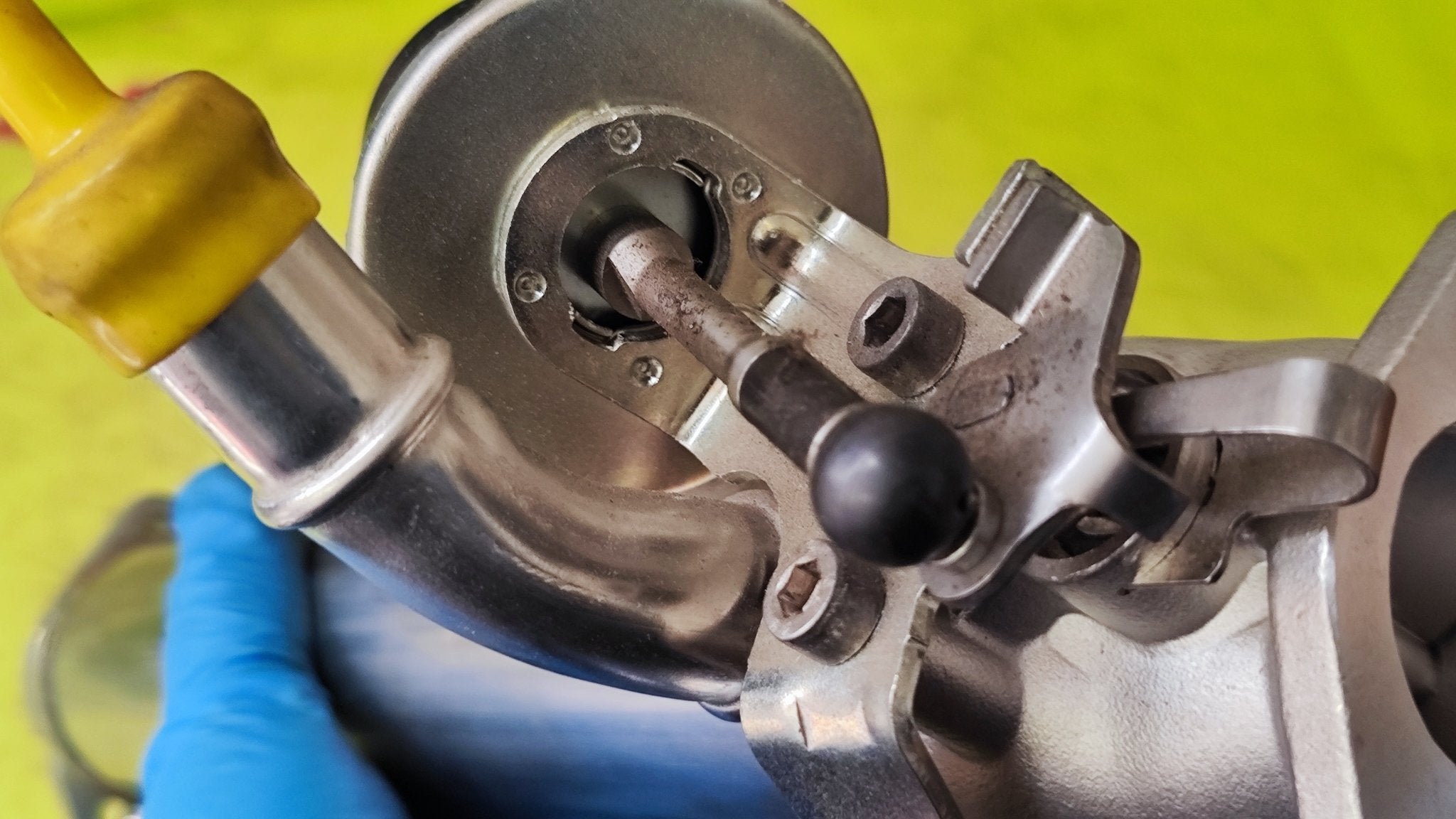 03L131512B Radiatore EGR gas scarico Volkswagen Audi - Debiautomotive