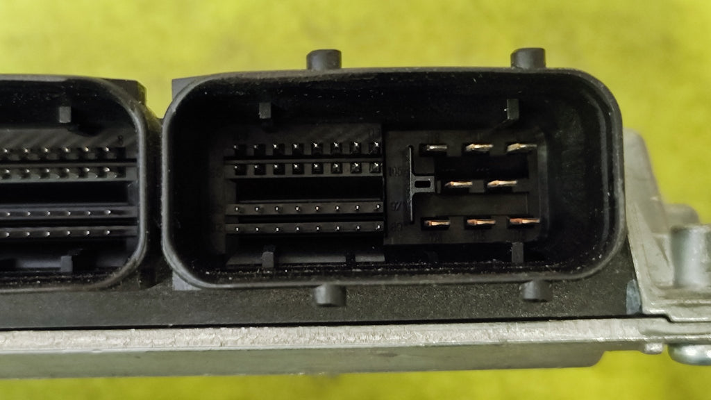 047906033H 5WP40176 Centralina motore Skoda Fabia 1.4B - Debiautomotive