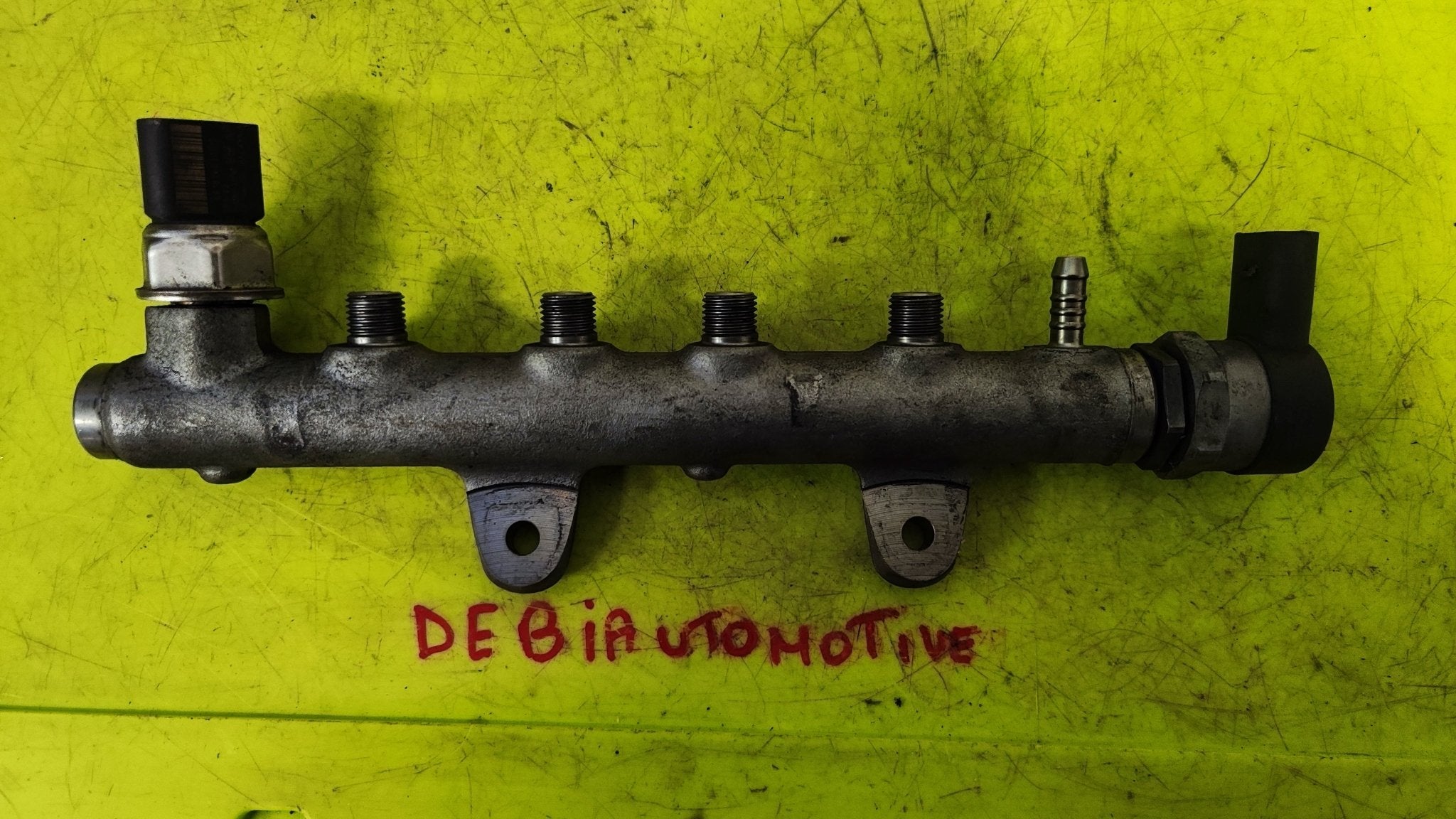 04B130093 Flauto common rail Volkswagen Polo - Debiautomotive