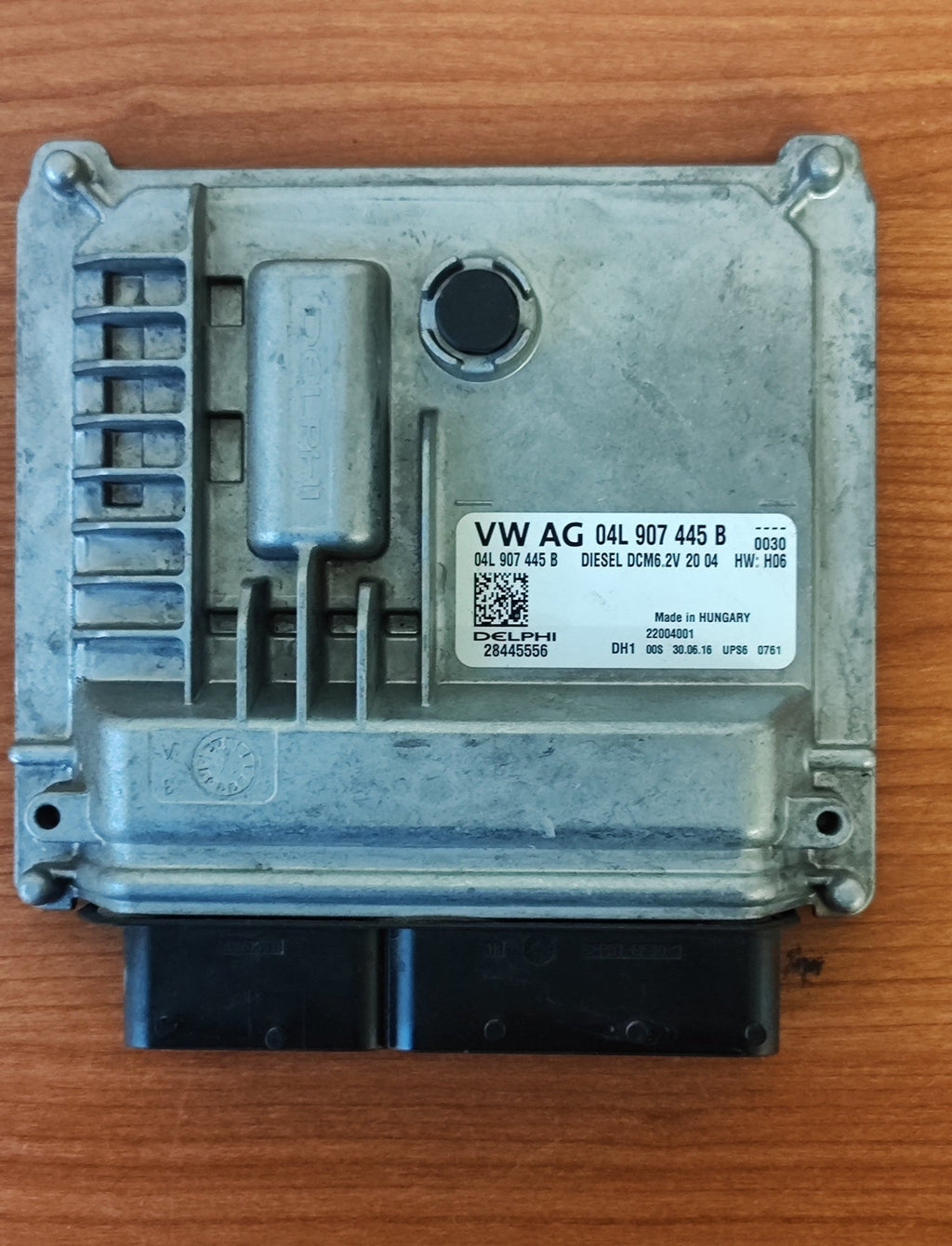 04L907445B DCM6.2V Centralina motore Volkswagen Golf 7 - Debiautomotive