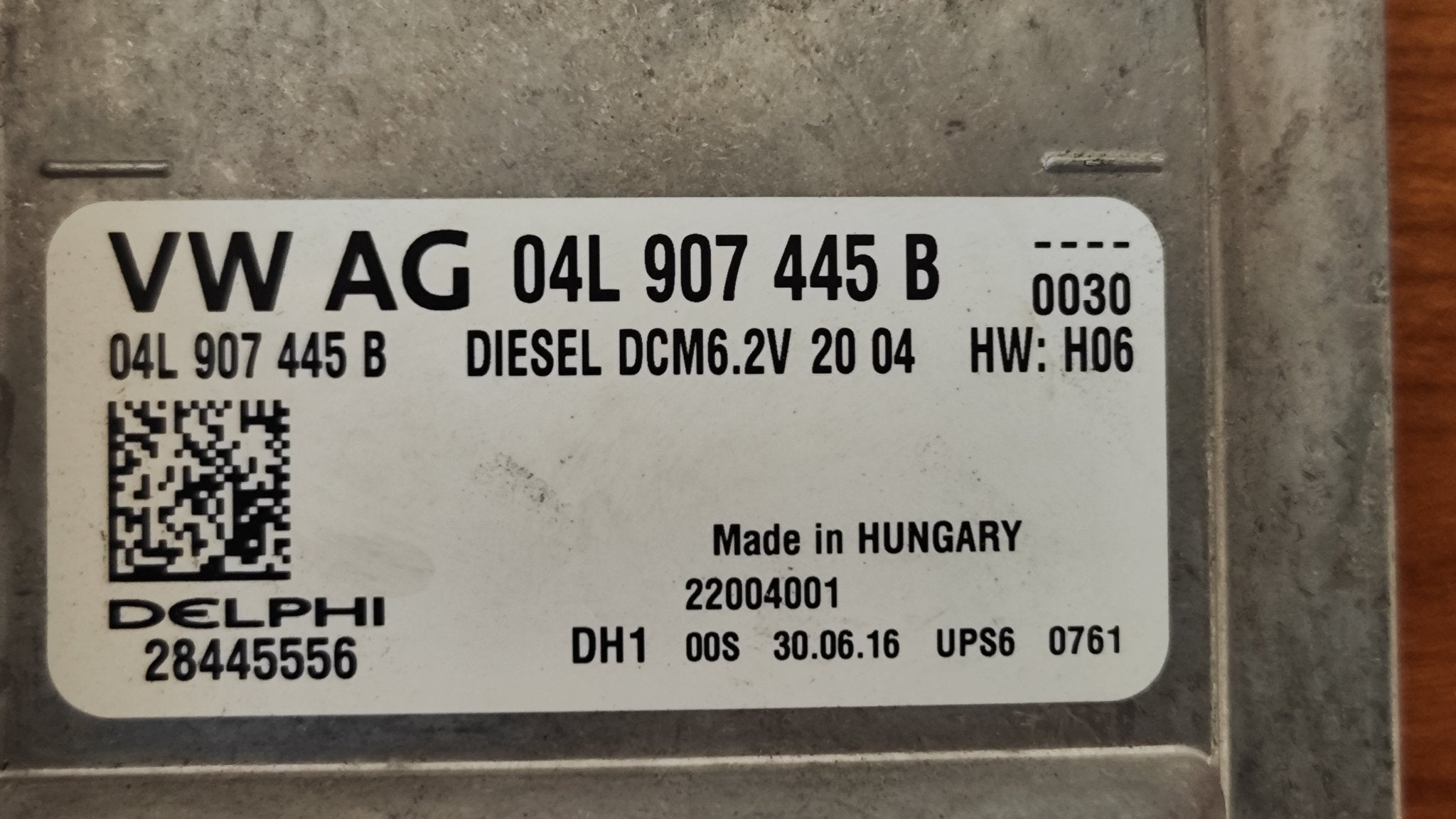 04L907445B DCM6.2V Centralina motore Volkswagen Golf 7 - Debiautomotive