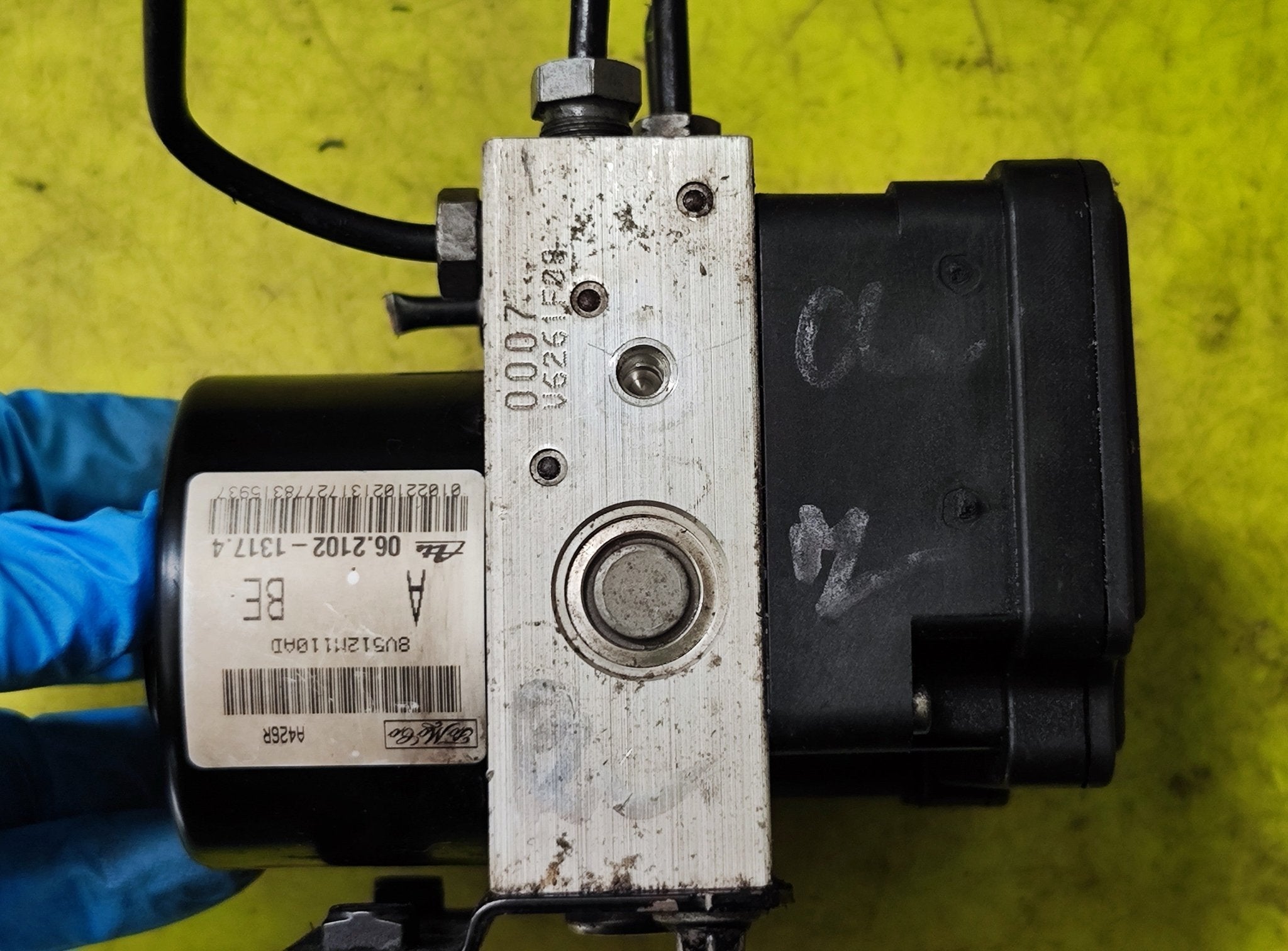 06.2102 - 1317.4 06.2109 - 5581.3 8V512M110AD Pompa ABS Ford Fiesta - Debiautomotive