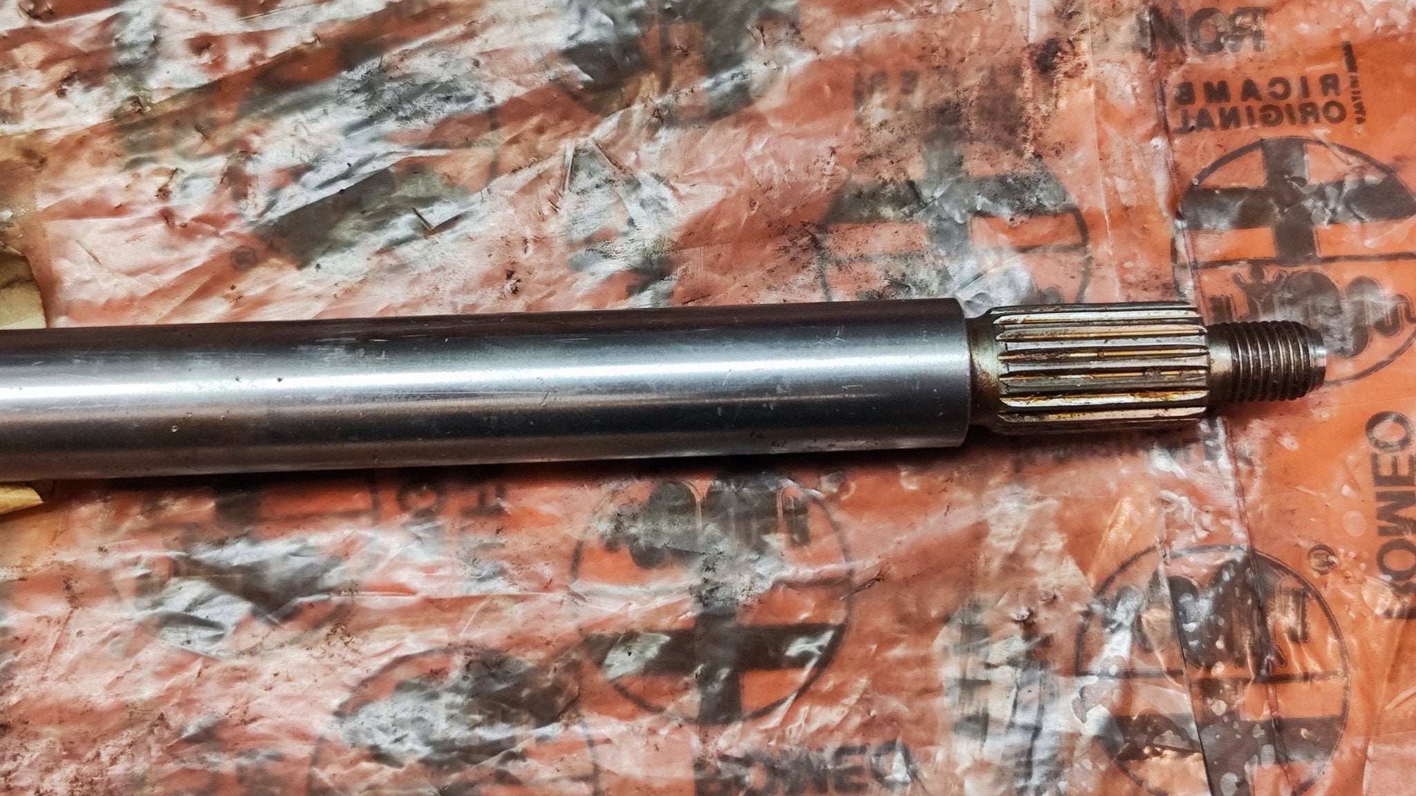 116.08.13.058.01 Albero comando marce nel cambio Alfa Romeo serie 116 - Debiautomotive