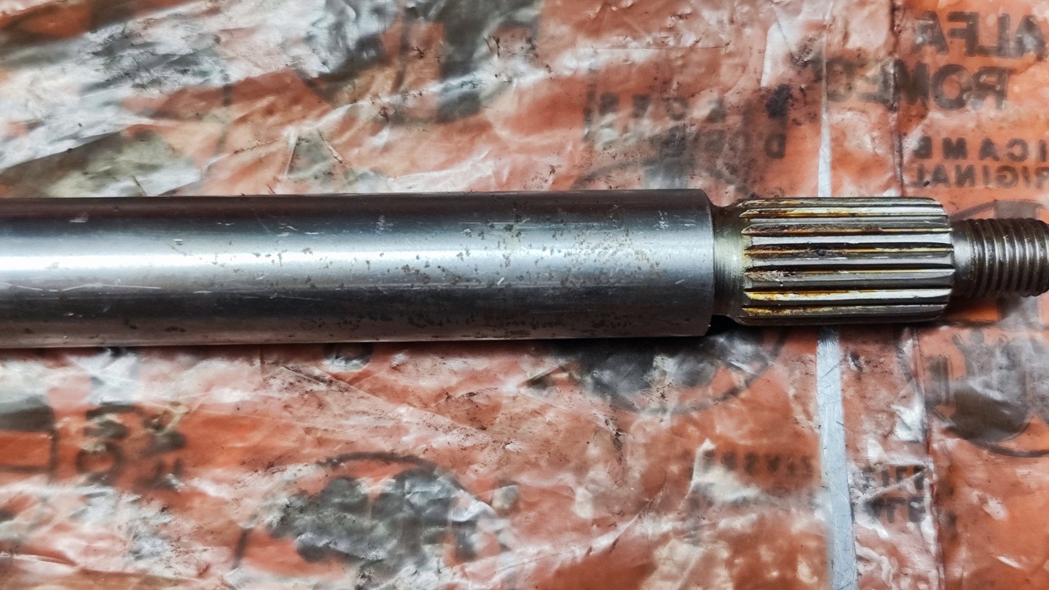 116.08.13.058.01 Albero comando marce nel cambio Alfa Romeo serie 116 - Debiautomotive