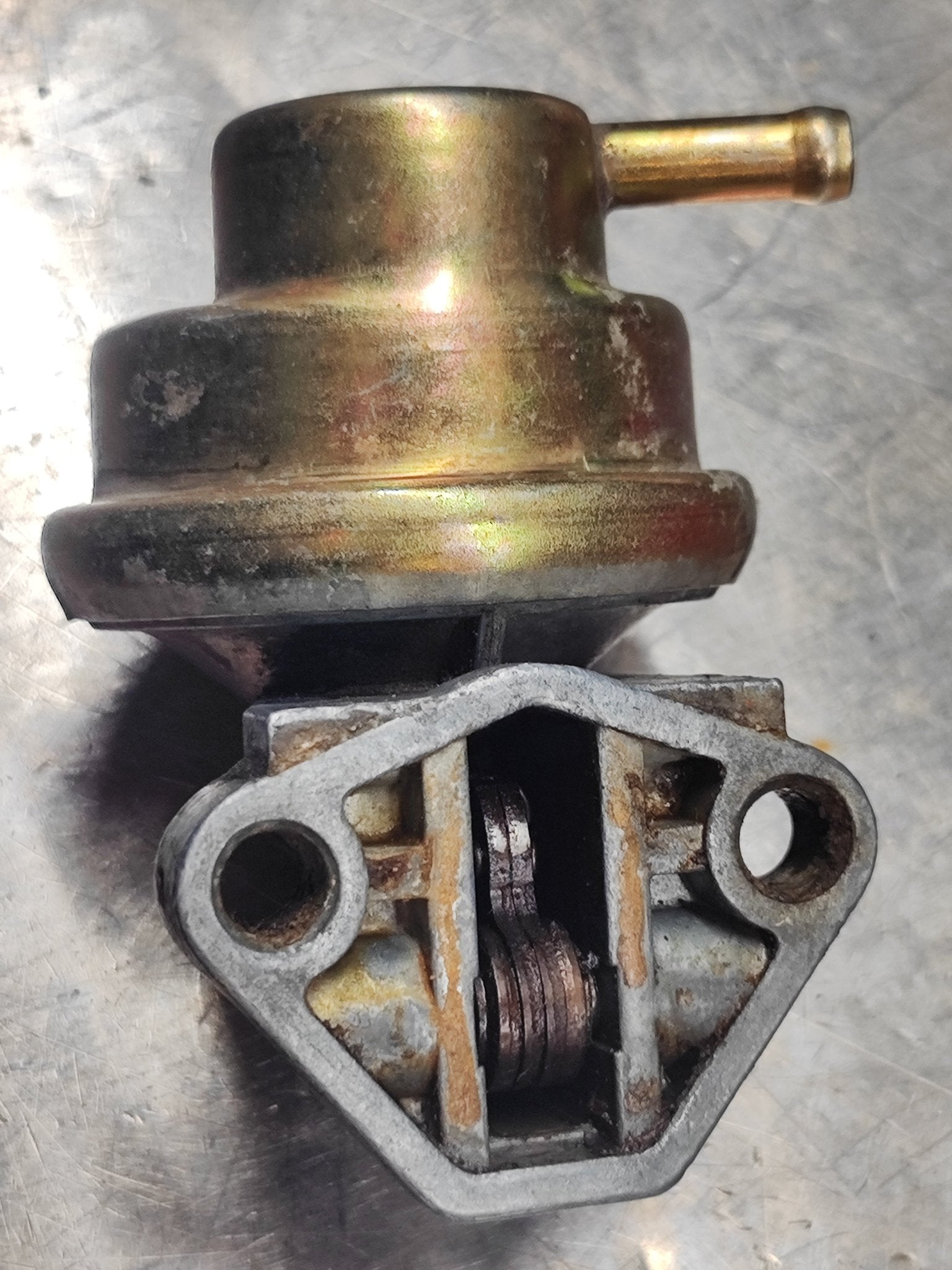 116.55.04.020.02 Pompa Benzina Alfa Romeo Giulietta e Alfetta - Debiautomotive