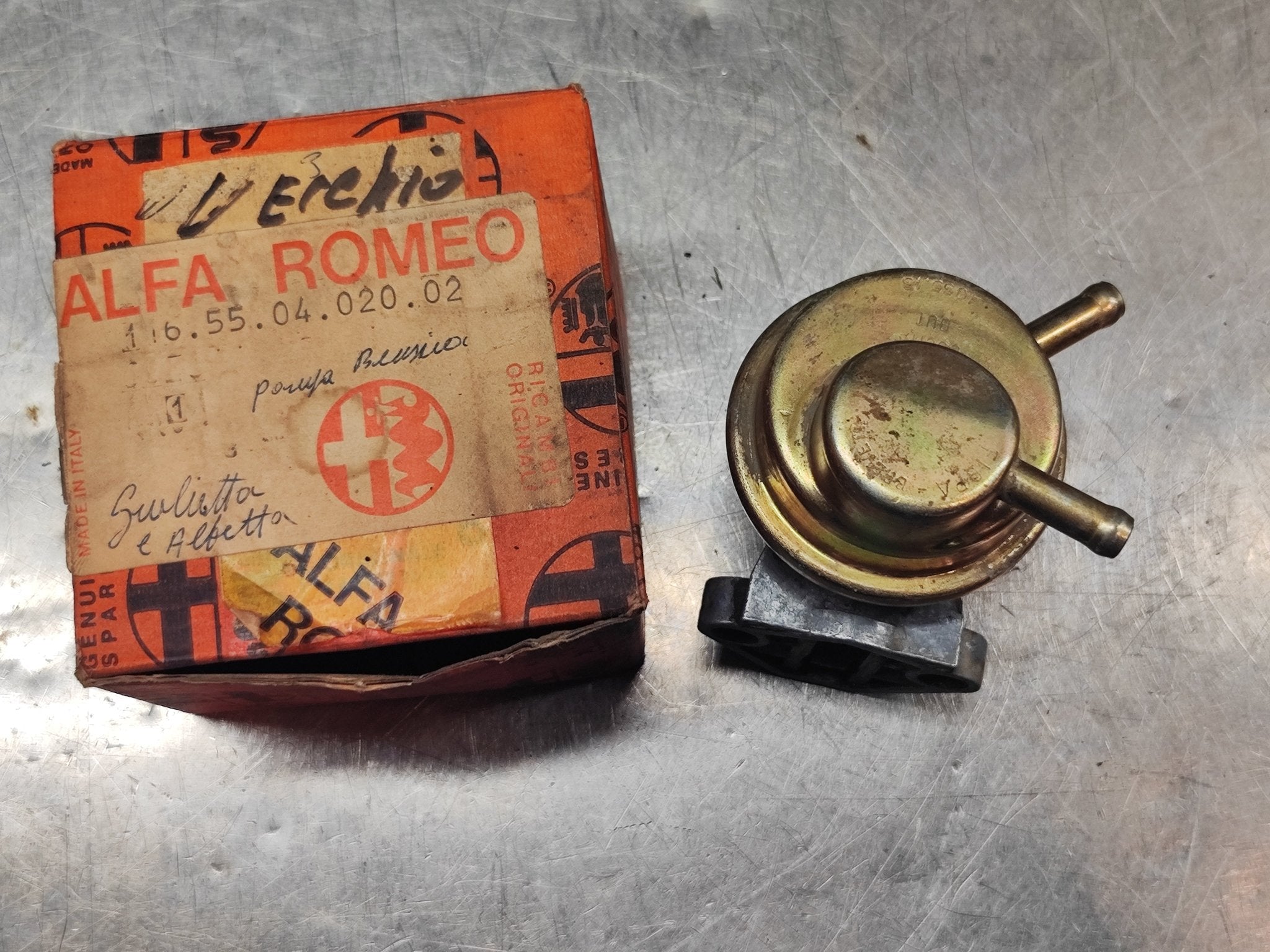 116.55.04.020.02 Pompa Benzina Alfa Romeo Giulietta e Alfetta - Debiautomotive