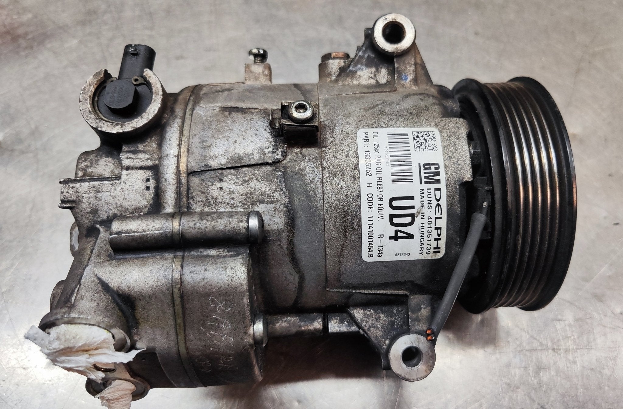 13335252 Compressore aria condizionata Opel Astra - Debiautomotive