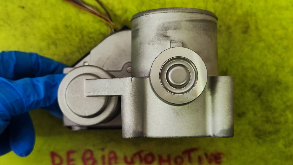 1505642 15840914 Corpo farfallato Ford Focus 1.6B - Debiautomotive
