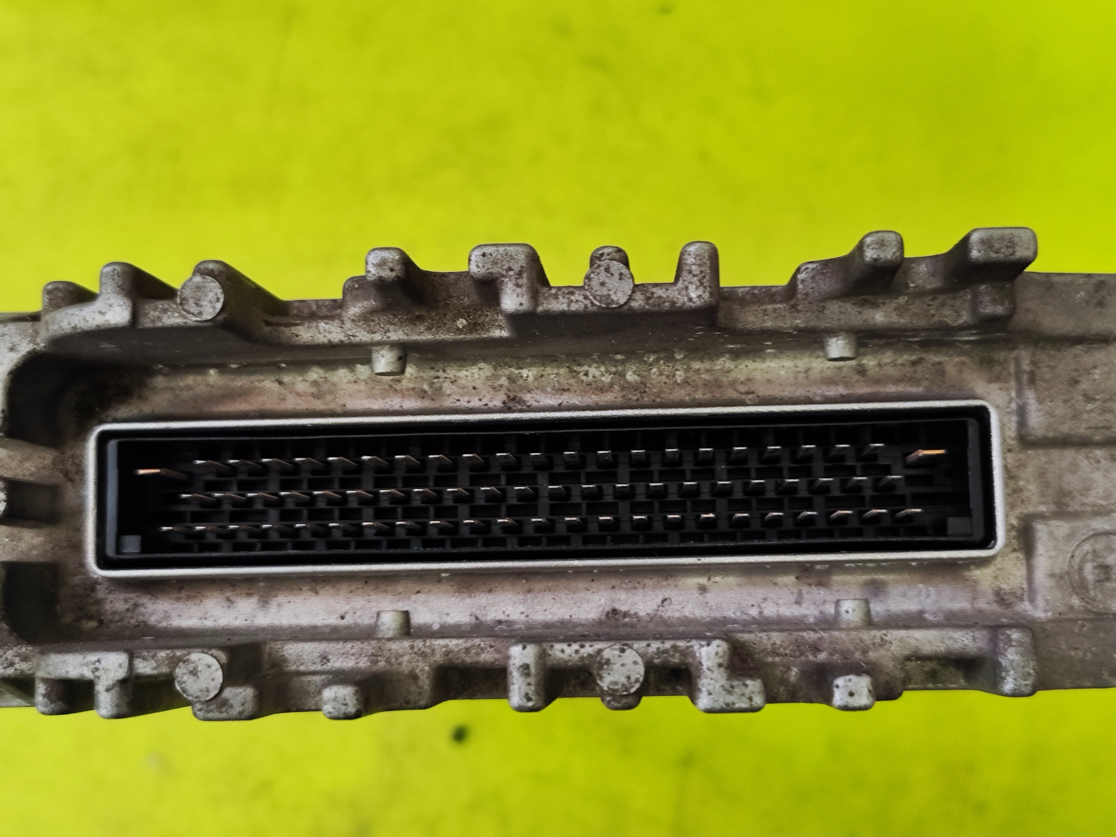 Centralina motore Renault Scenic 1.9DTI 0281010077 hom7700111552