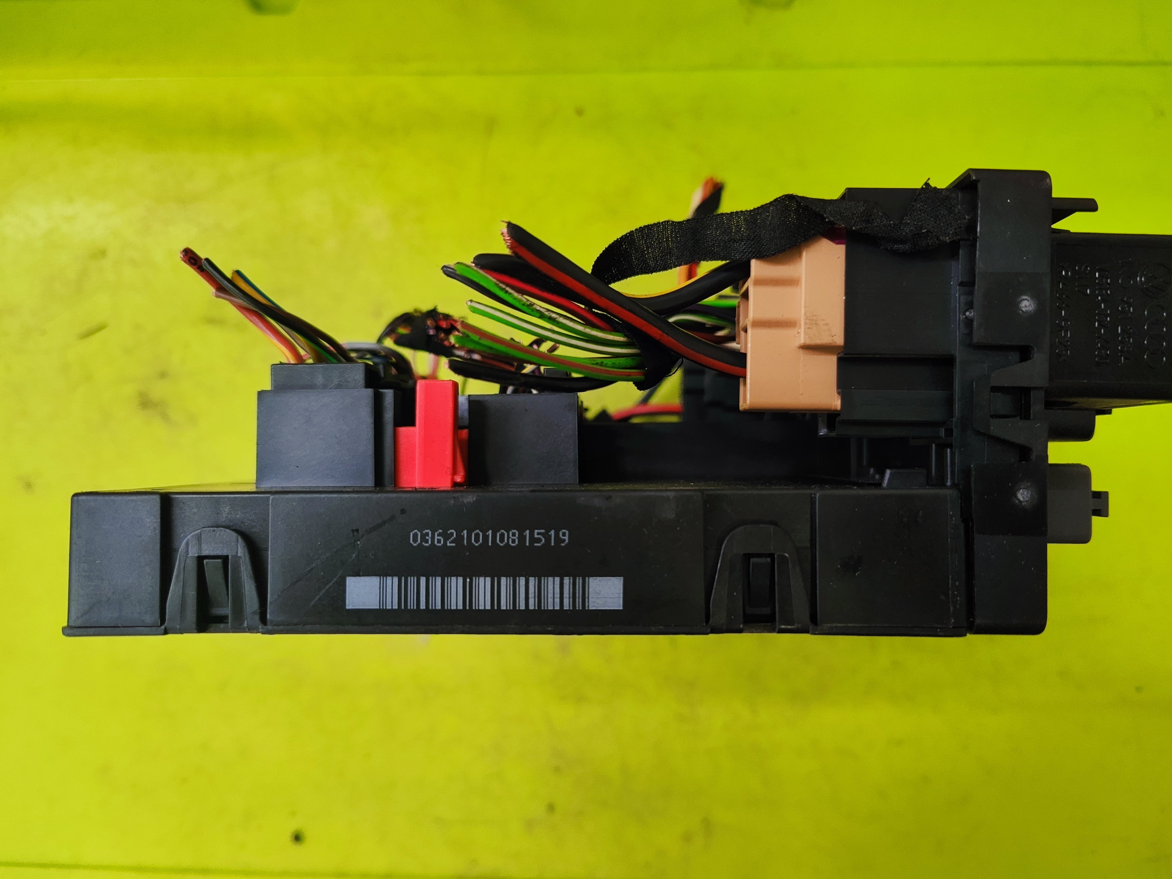 Body Computer Volkswagen Tiguan 2.0D 3C0937049AH