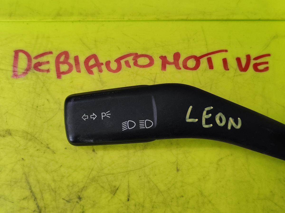 Devio Luci DX ANP80H024A Devio Luci SX ANP80H012A Seat Leon 