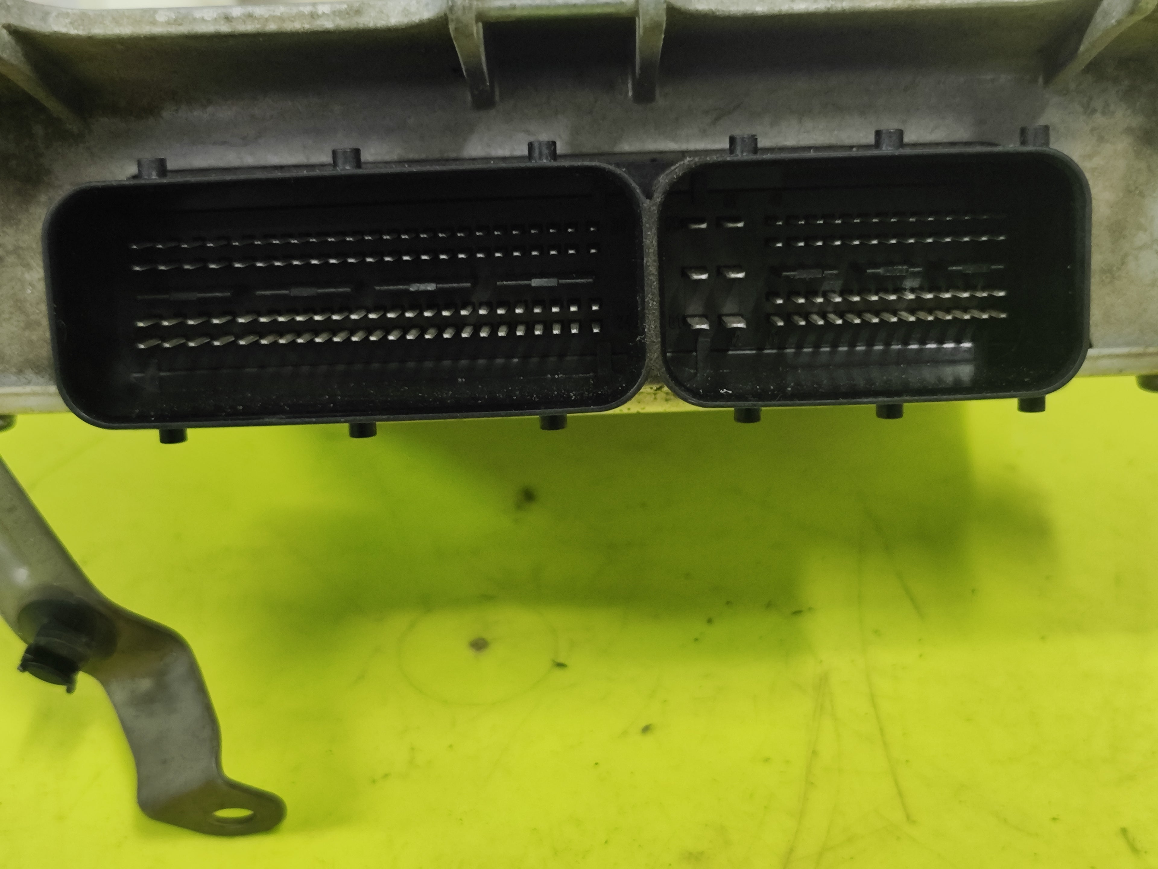 Centralina motore Mercedes-Benz Classe A W169 A2661536779 HW A0014460304 5WK90942