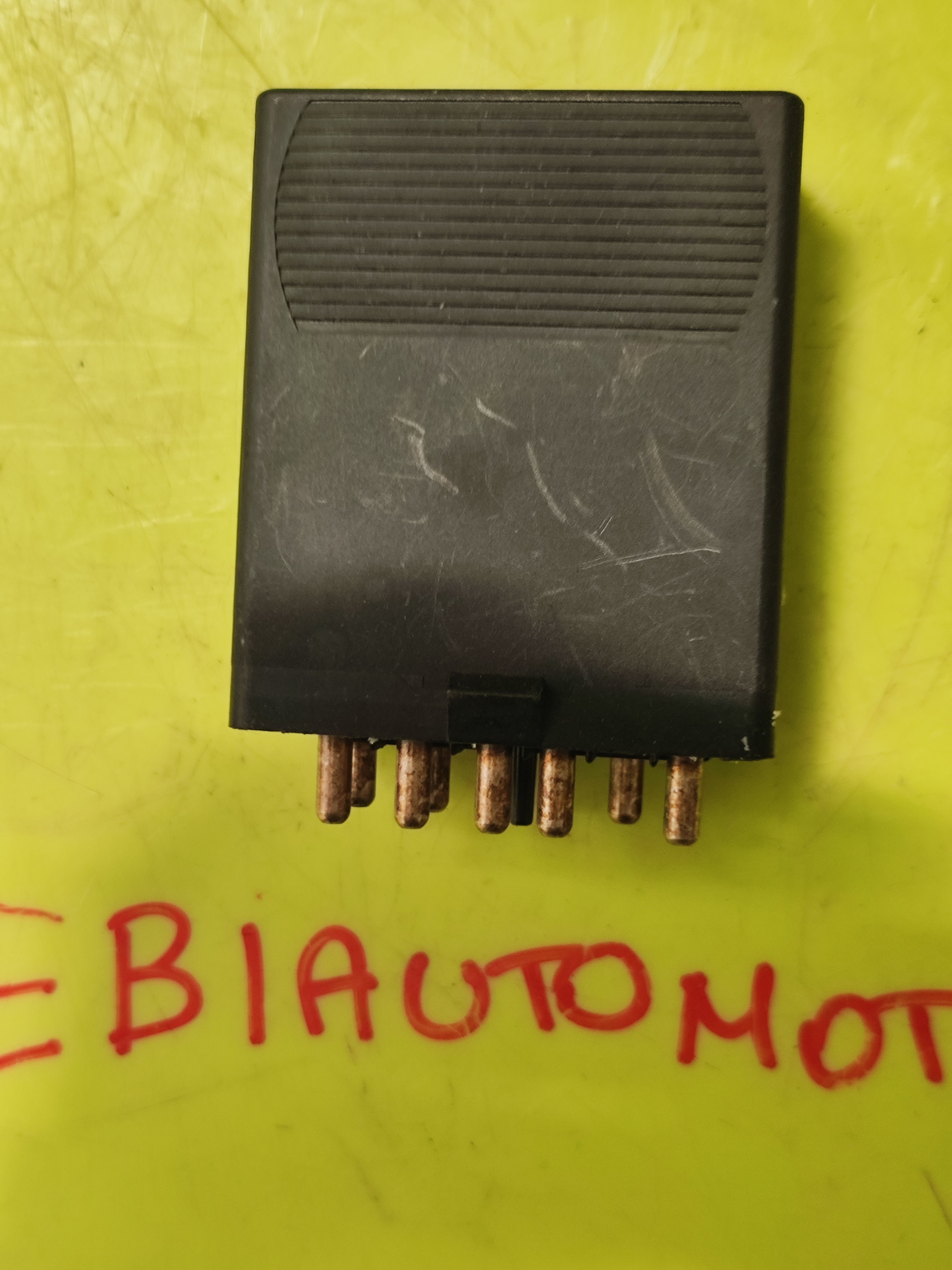 Relè clima Mercedes-Benz W/C/S124 W201 W461 W463 0025451205 05995221