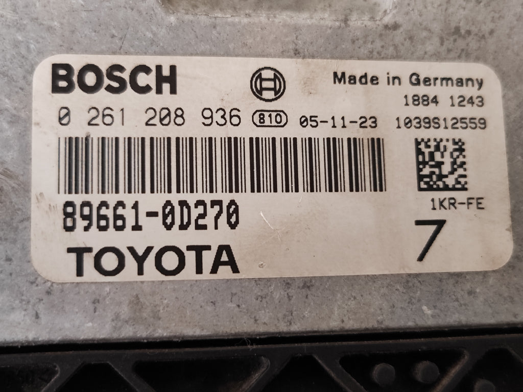 Centralina motore Toyota Yaris 1.0 B 0261208936 89661-0D270 ME7.9.51 