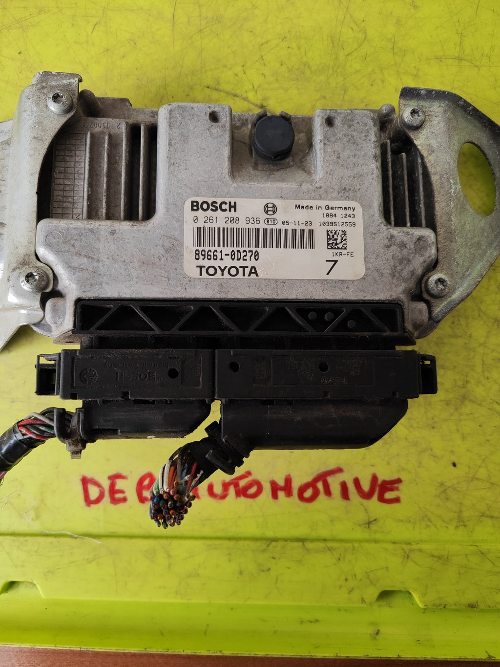 Centralina motore Toyota Yaris 1.0 B 0261208936 89661-0D270 ME7.9.51 