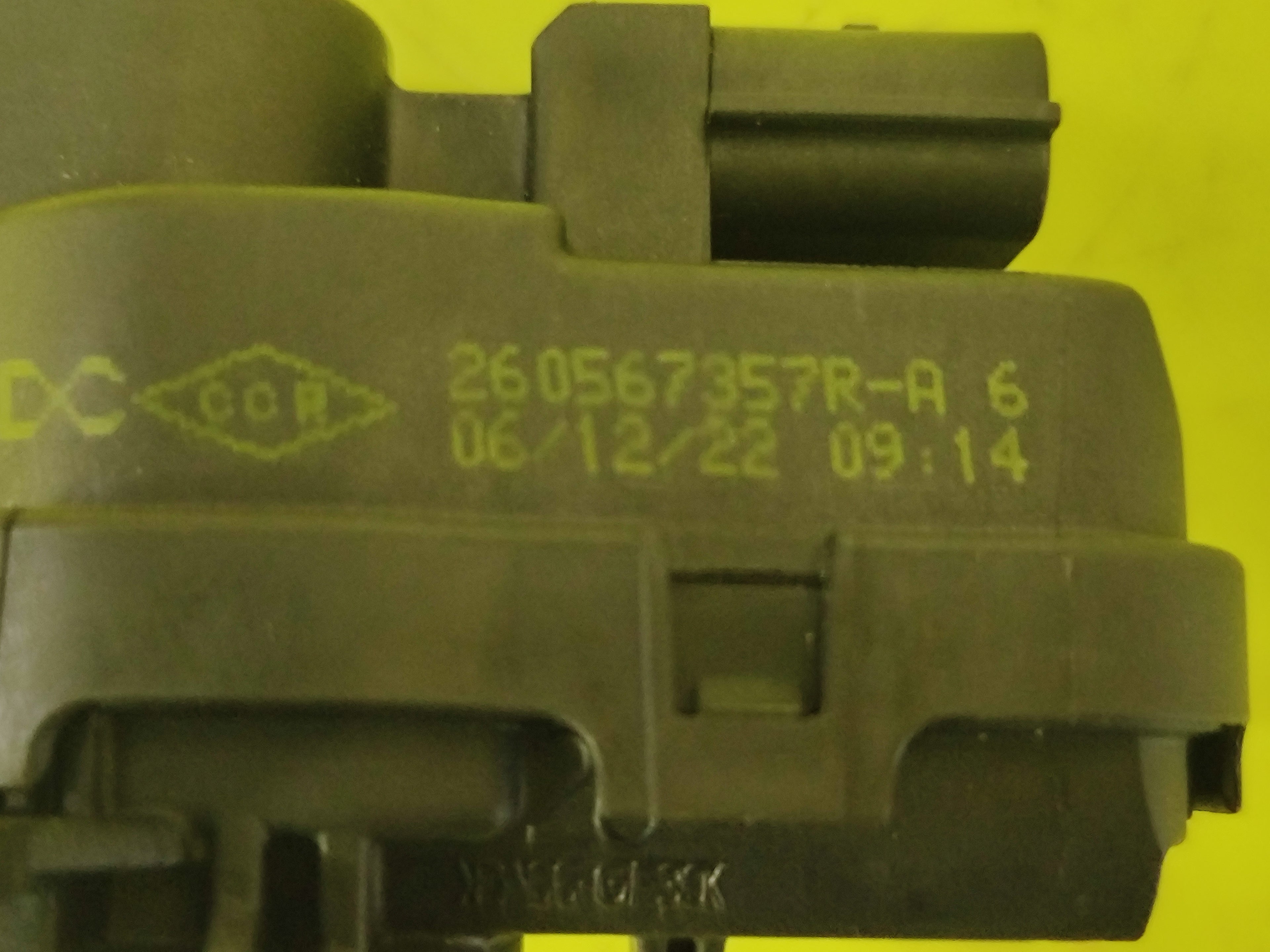 Motorino Faro Dx Renault Nissan 260567357RA