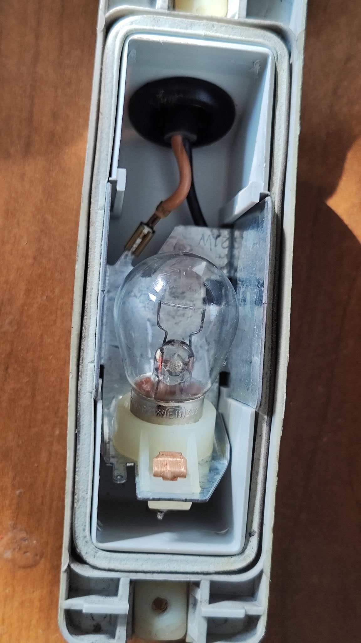 171953155E Originale indicatore di direzione anteriore Volkswagen Golf 83>92 - Debiautomotive