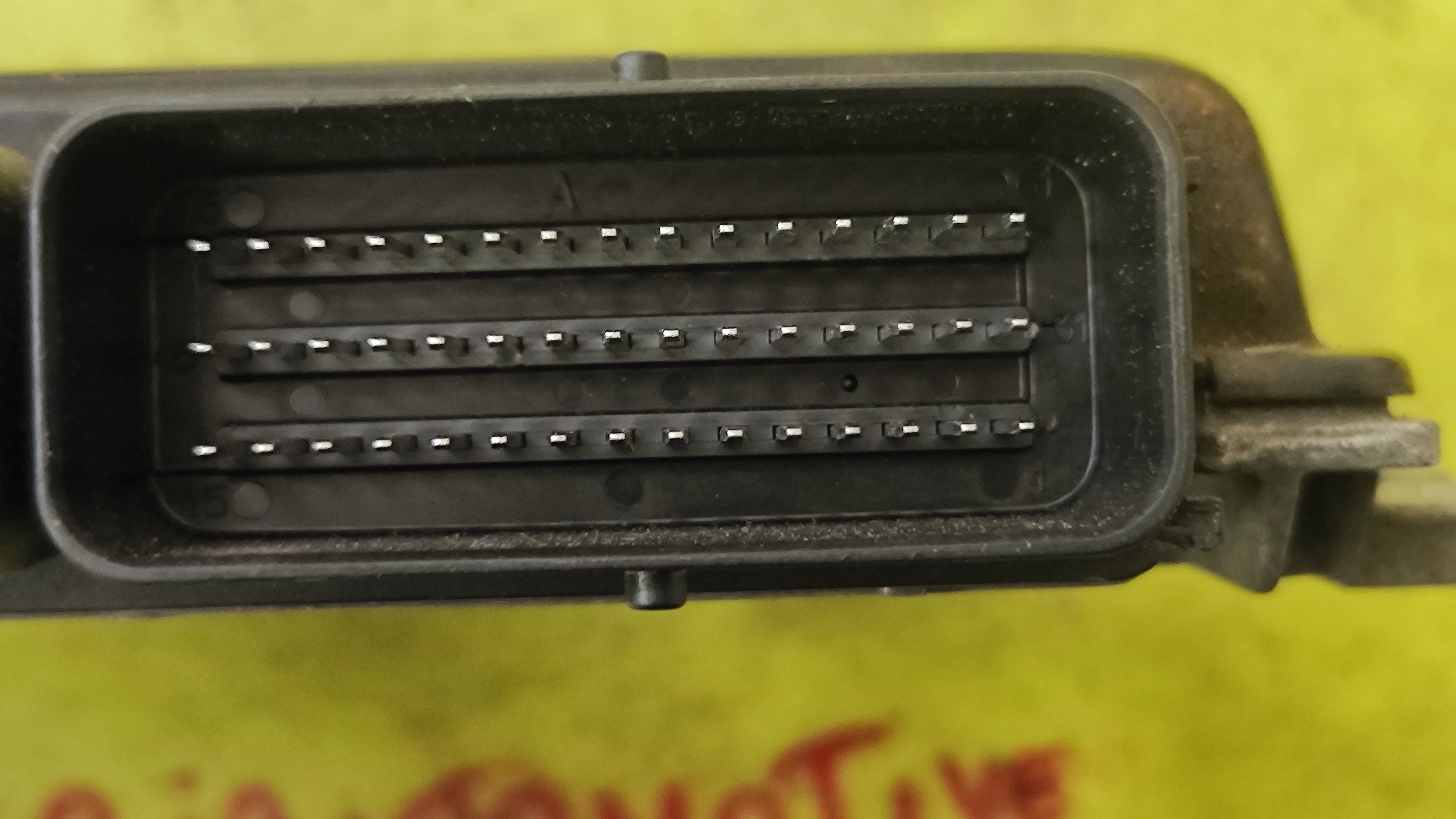  Centralina Motore Renault Clio 2° serie 8200019639 770010471 S110030314A SIRIUS 32