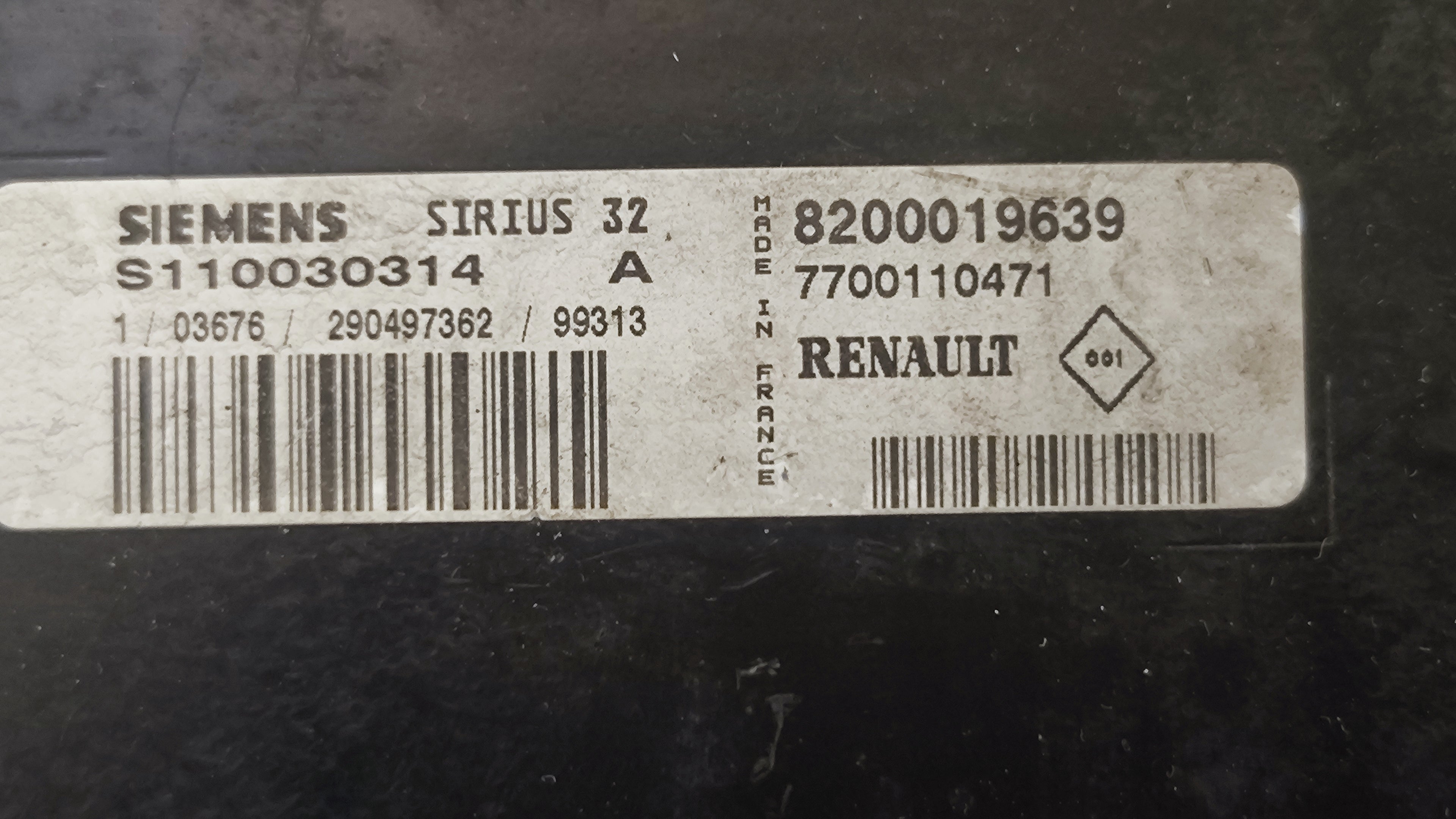  Centralina Motore Renault Clio 2° serie 8200019639 770010471 S110030314A SIRIUS 32