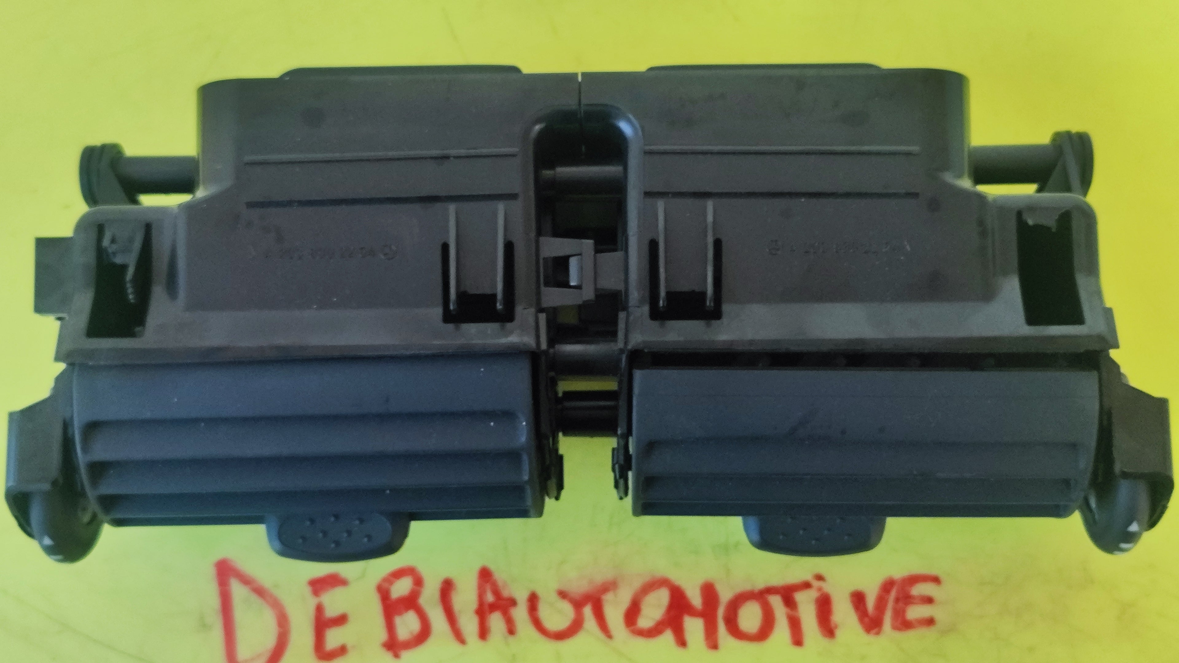 Griglia areazione centrale Mercedes-Benz Classe C W203 Coupé A2038302254 