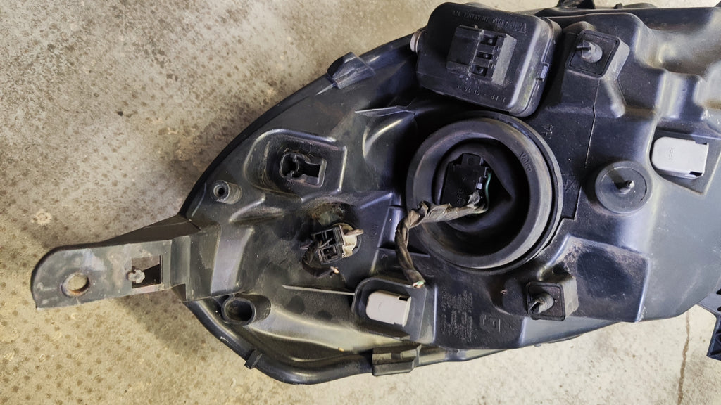 26060-AX700 faro anteriore sx 26010-AX700 faro anteriore dx Nissan Micra k12