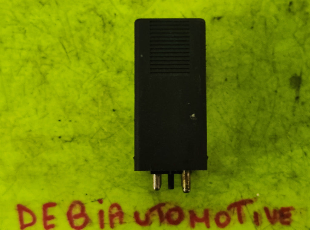 Relè carburante Mercedes-Benz W124 W201 W460 W461 0035452005