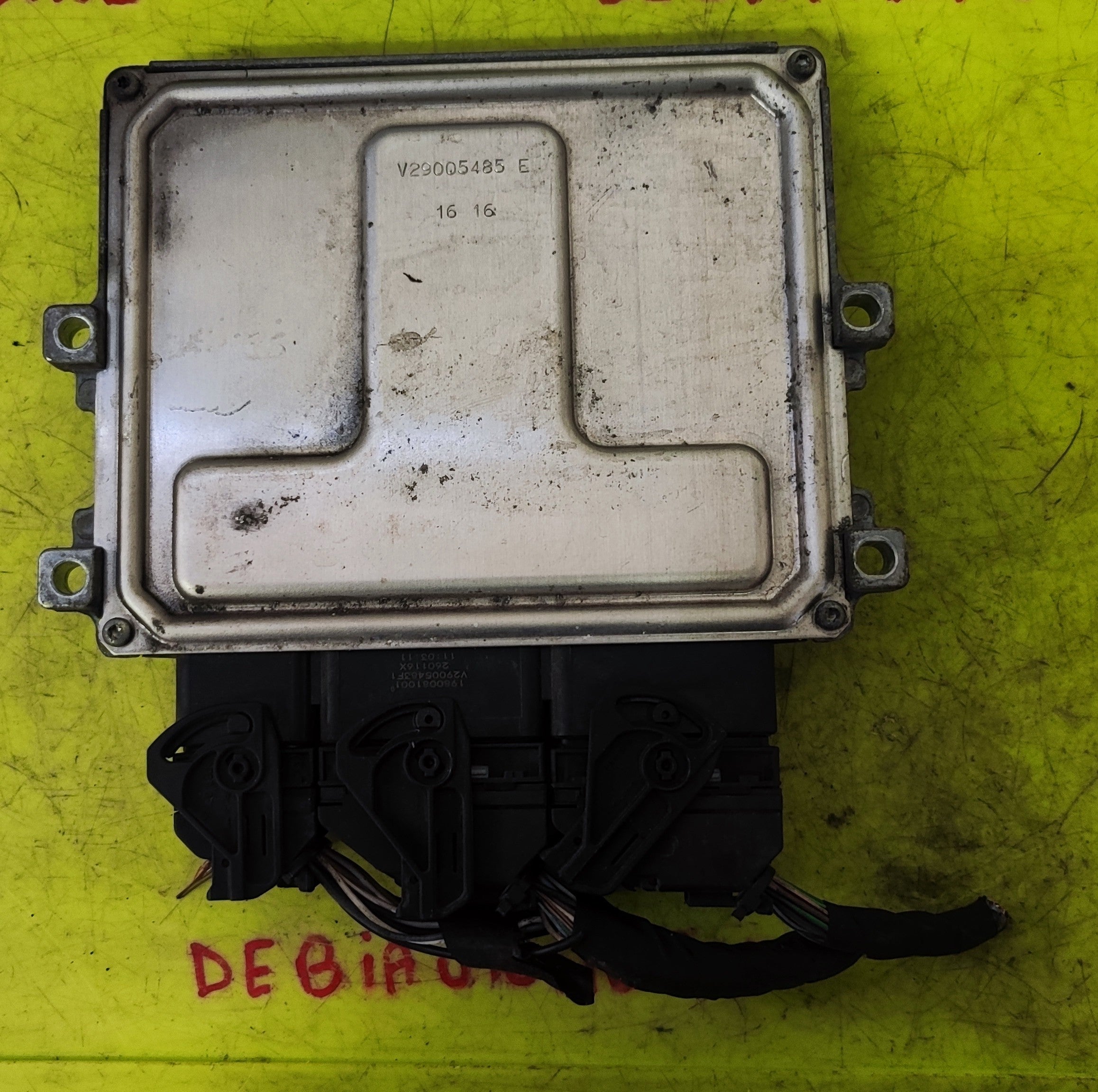 Centralina Motore Renault  Clio Dacia Sandero 237107175R 161491717 237105499R V50.1