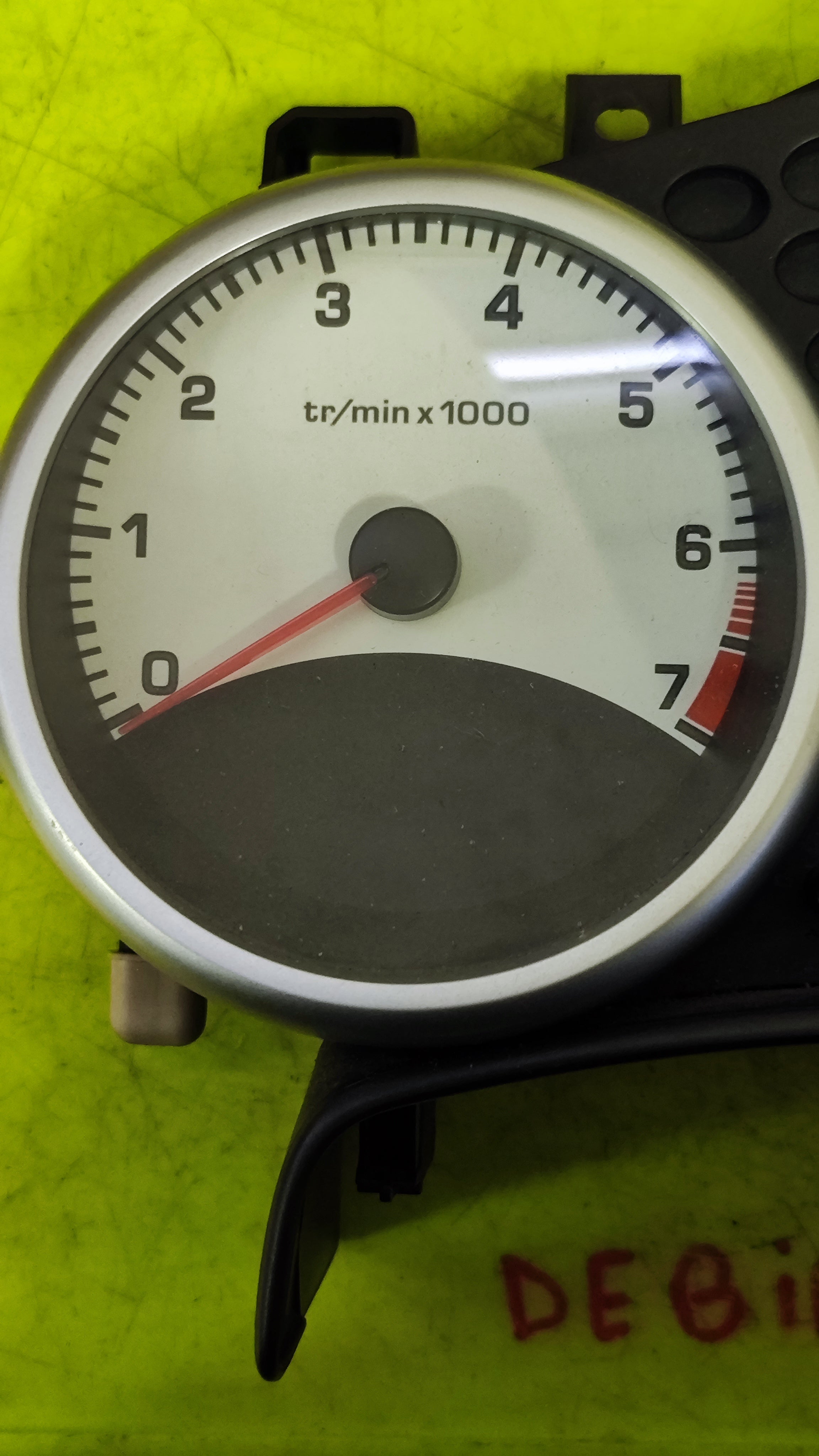 Quadro strumenti contachilometri Peugeot 207 1.4B 9666132380 A2C533337652
