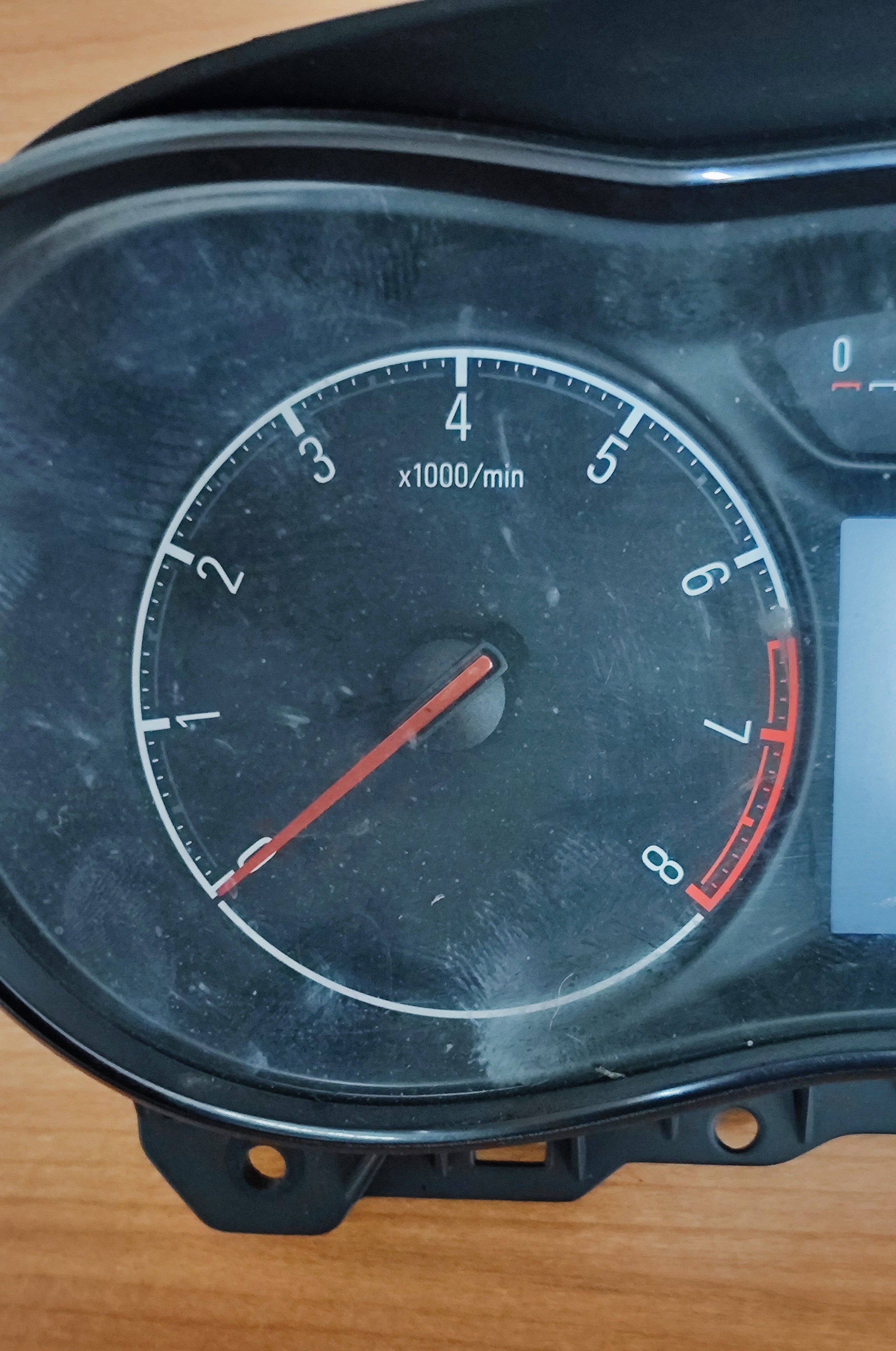 Quadro strumenti contachilometri Opel Corsa E Benzina 39107236