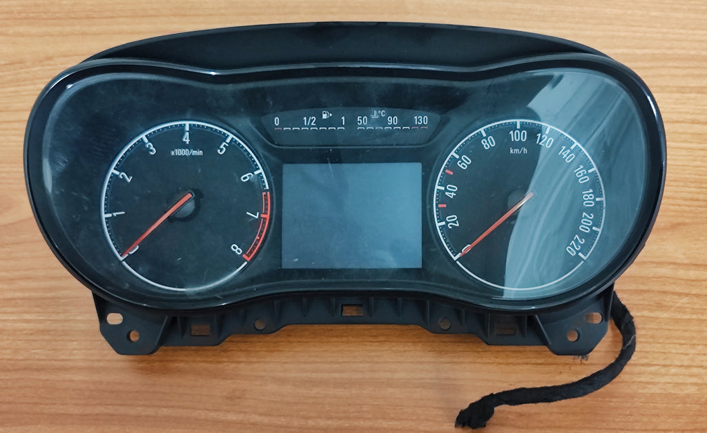Quadro strumenti contachilometri Opel Corsa E Benzina 39107236