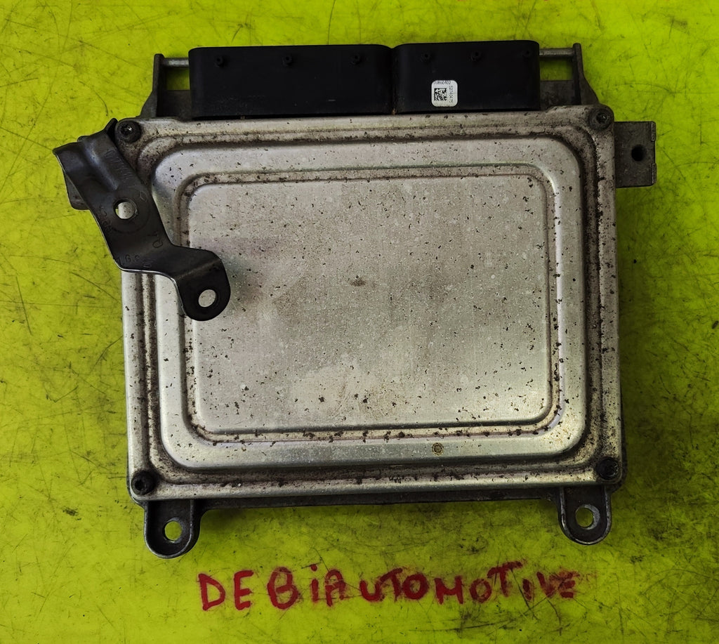 Centralina motore Mercedes-Benz Classe A W169 A2661534179 5WK90926  