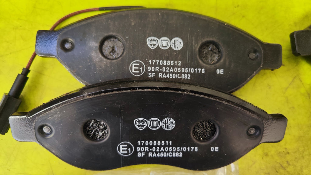 Kit pastiglie freno anteriori Fiat Ducato 6000629140 