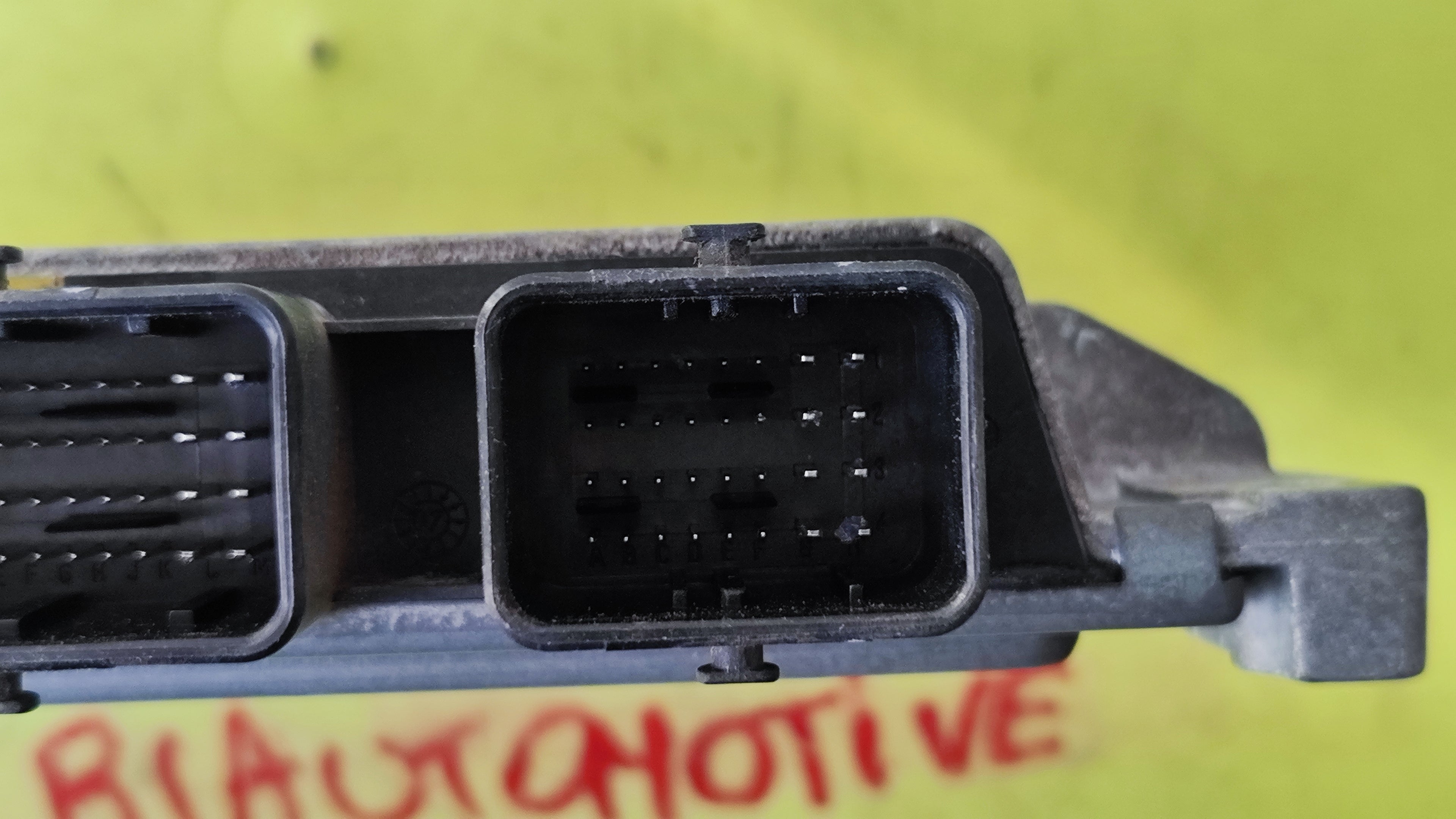 Centralina motore Renault Modus 1.2B 8200414422 8200401568 S120200102B 