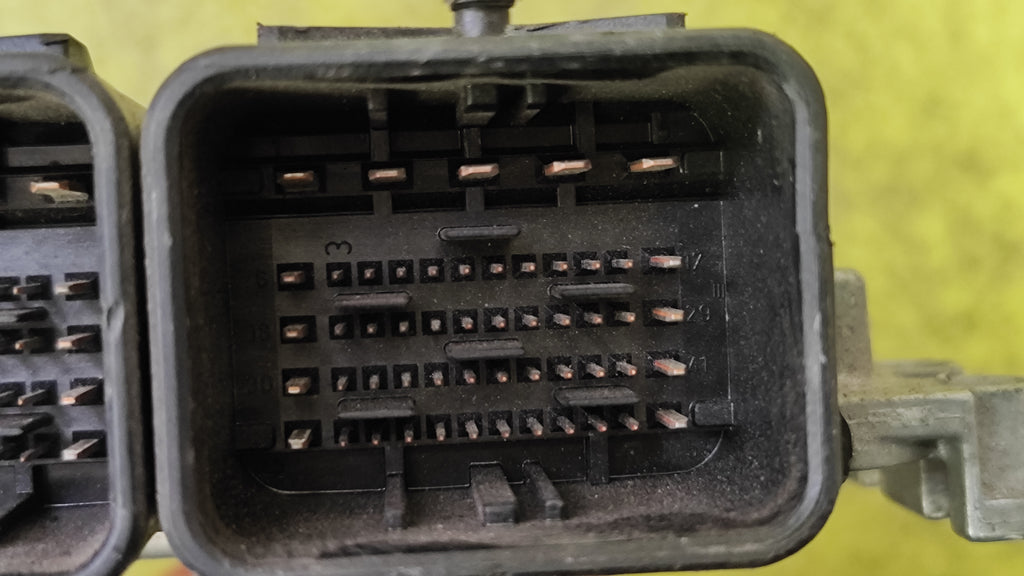 Centralina Motore MEV17.4 Peugeot 107 1.6B 0261S04026 9664618380