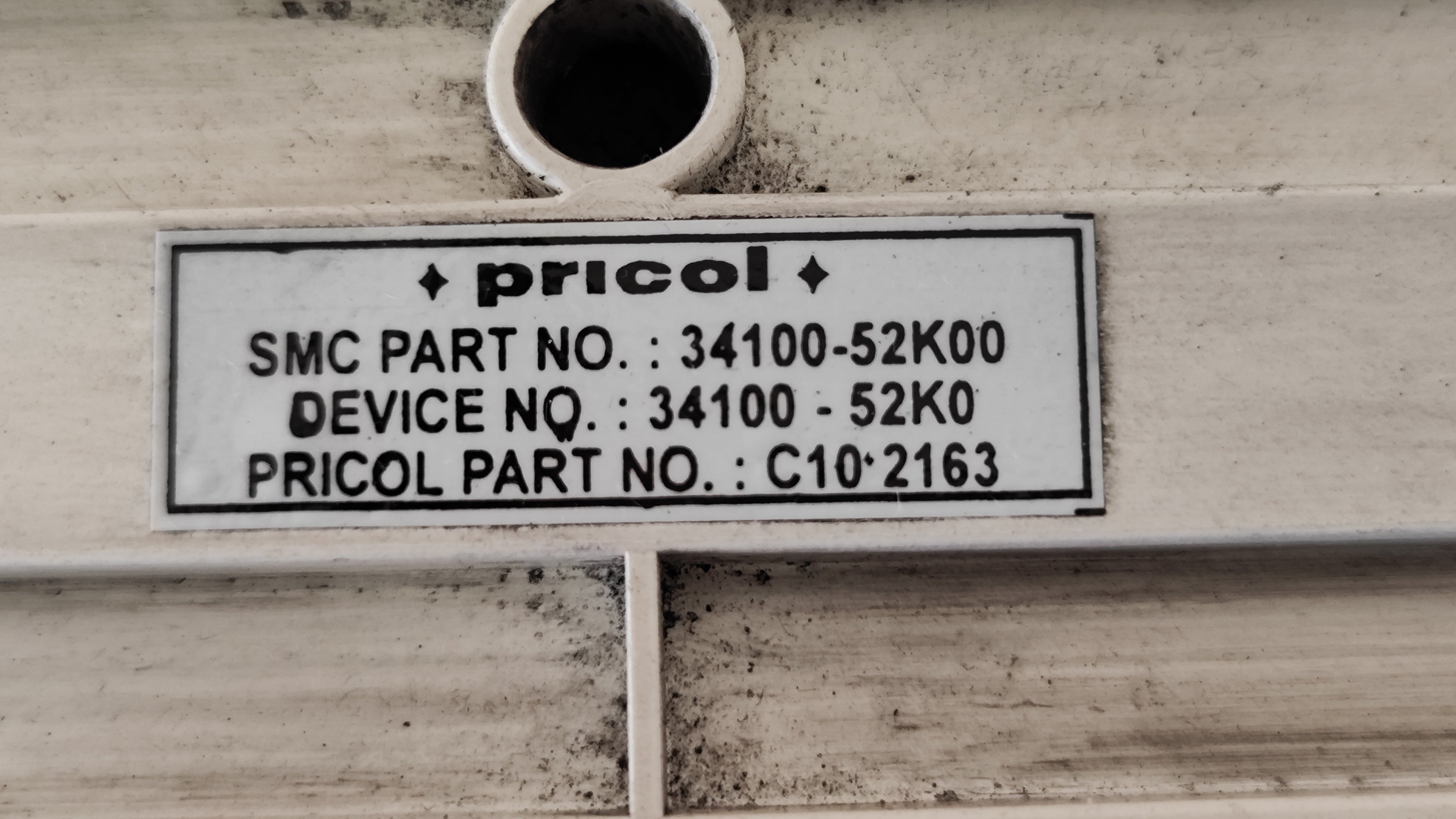 Quadro strumenti tachimetro Opel Agila B 34100-52K00