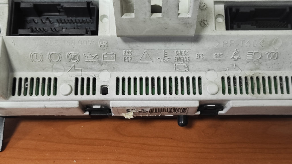 Quadro strumenti Mercedes-Benz Classe A W168 A1685404011