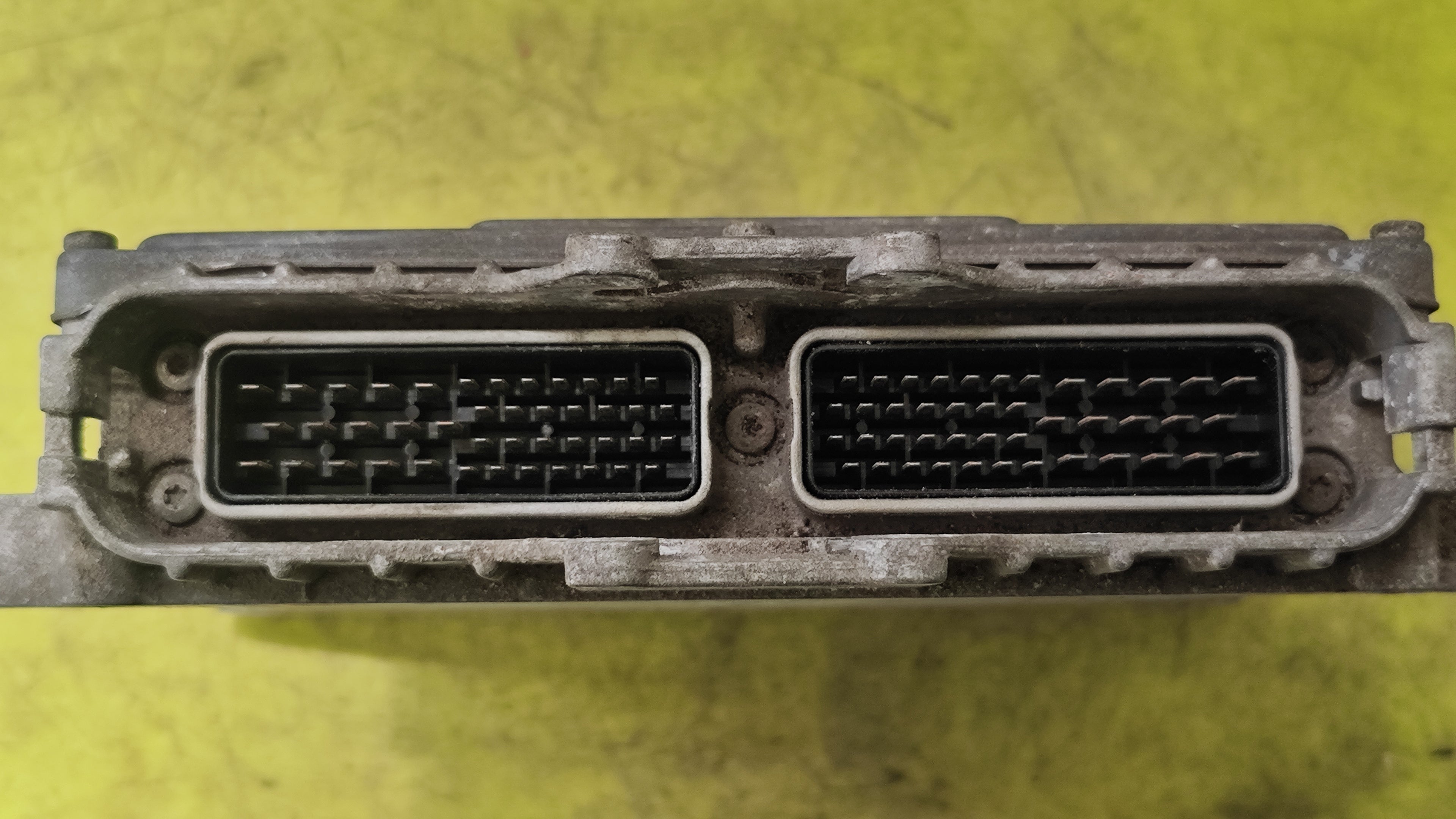 Centralina motore IMMO OFF Iveco Daily III 0281001573 MS6.3