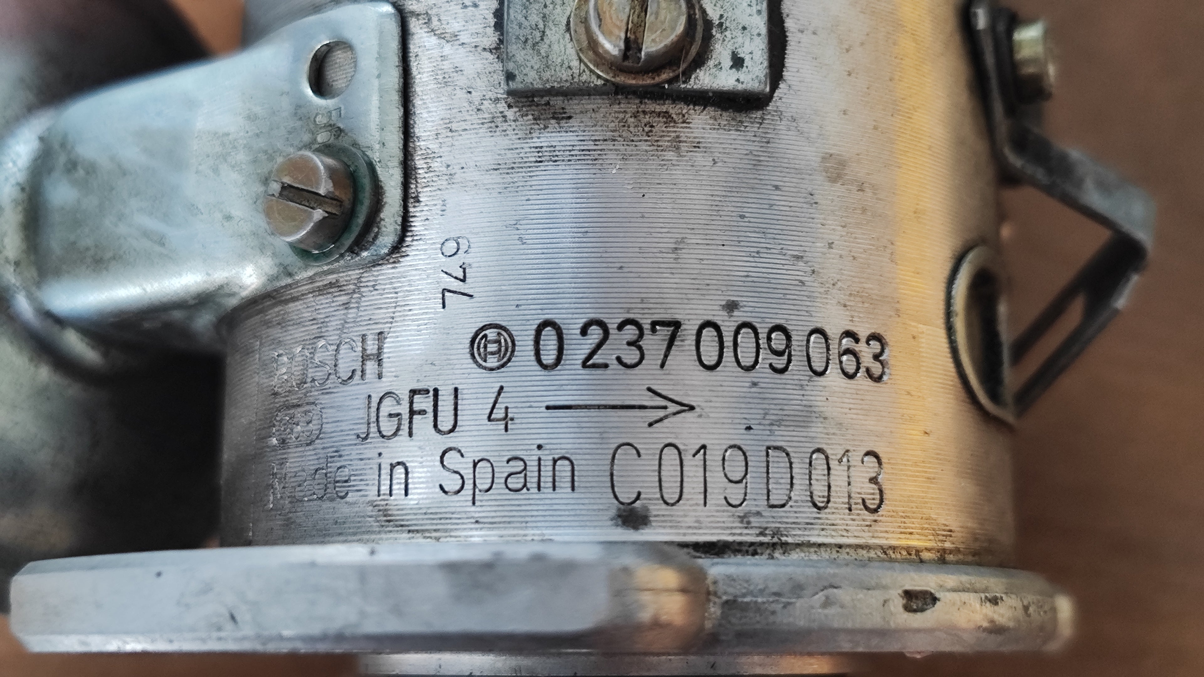 Spinterogeno Peugeot 205 GTI 1.6 JGFU4 0237009063 